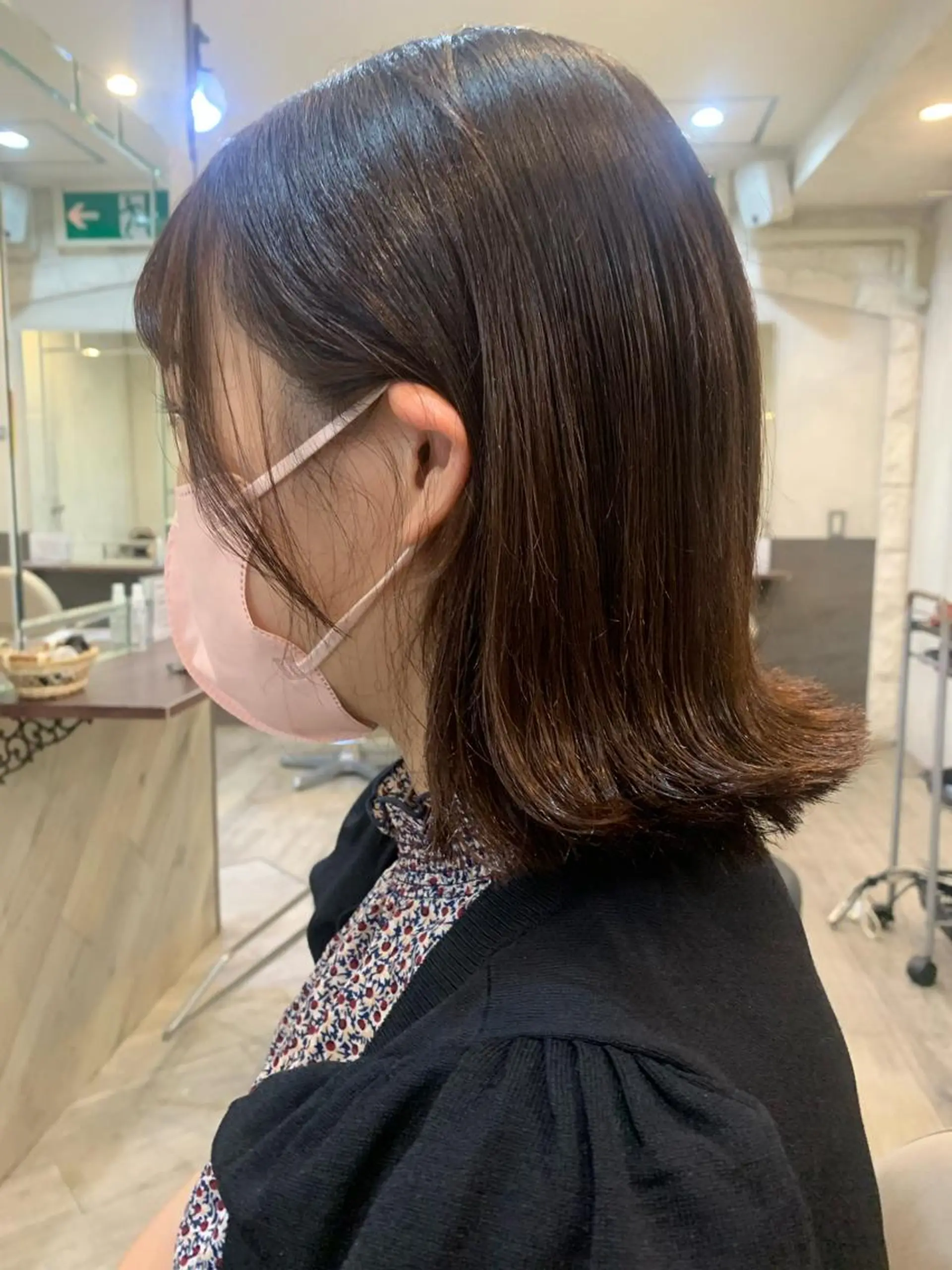 ショート 切りっぱなしボブ ボブ number天王寺 スタイリストほたるのヘアスタイル