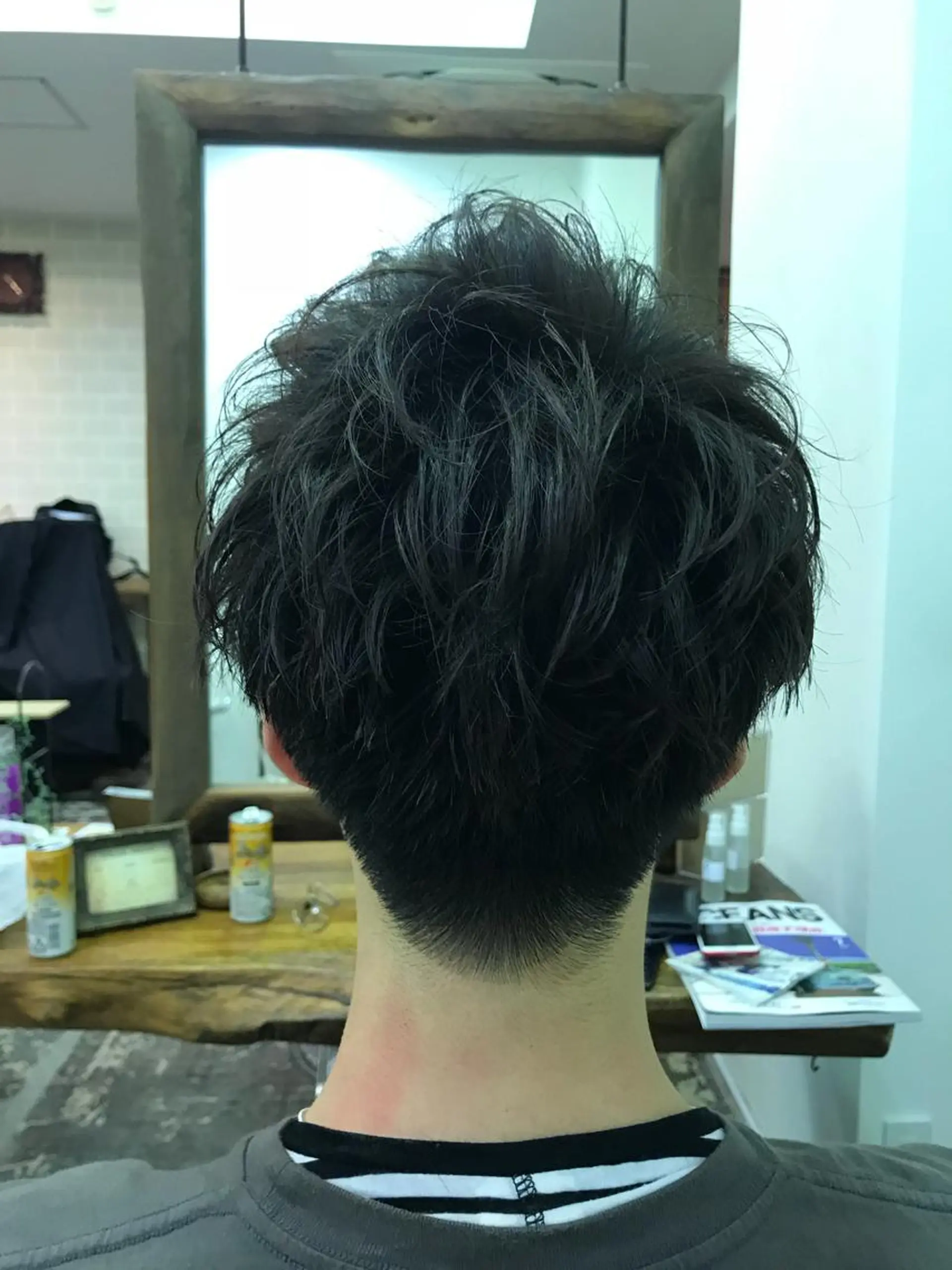 ショート パーマ メンズ 吉川 純太のヘアスタイル