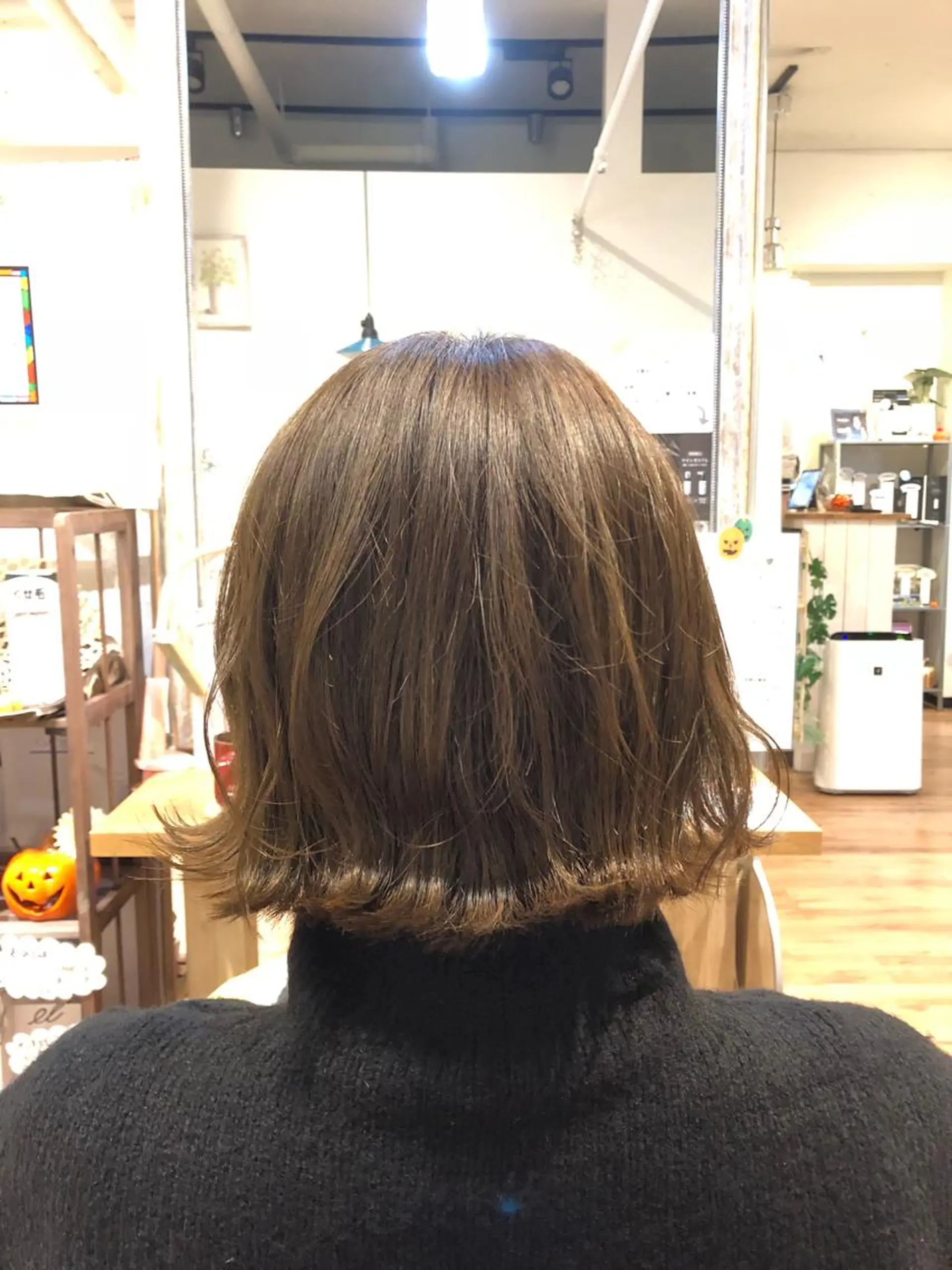 ショート カラー カット ヘアカラー トリートメント 青野 文香のヘアスタイル