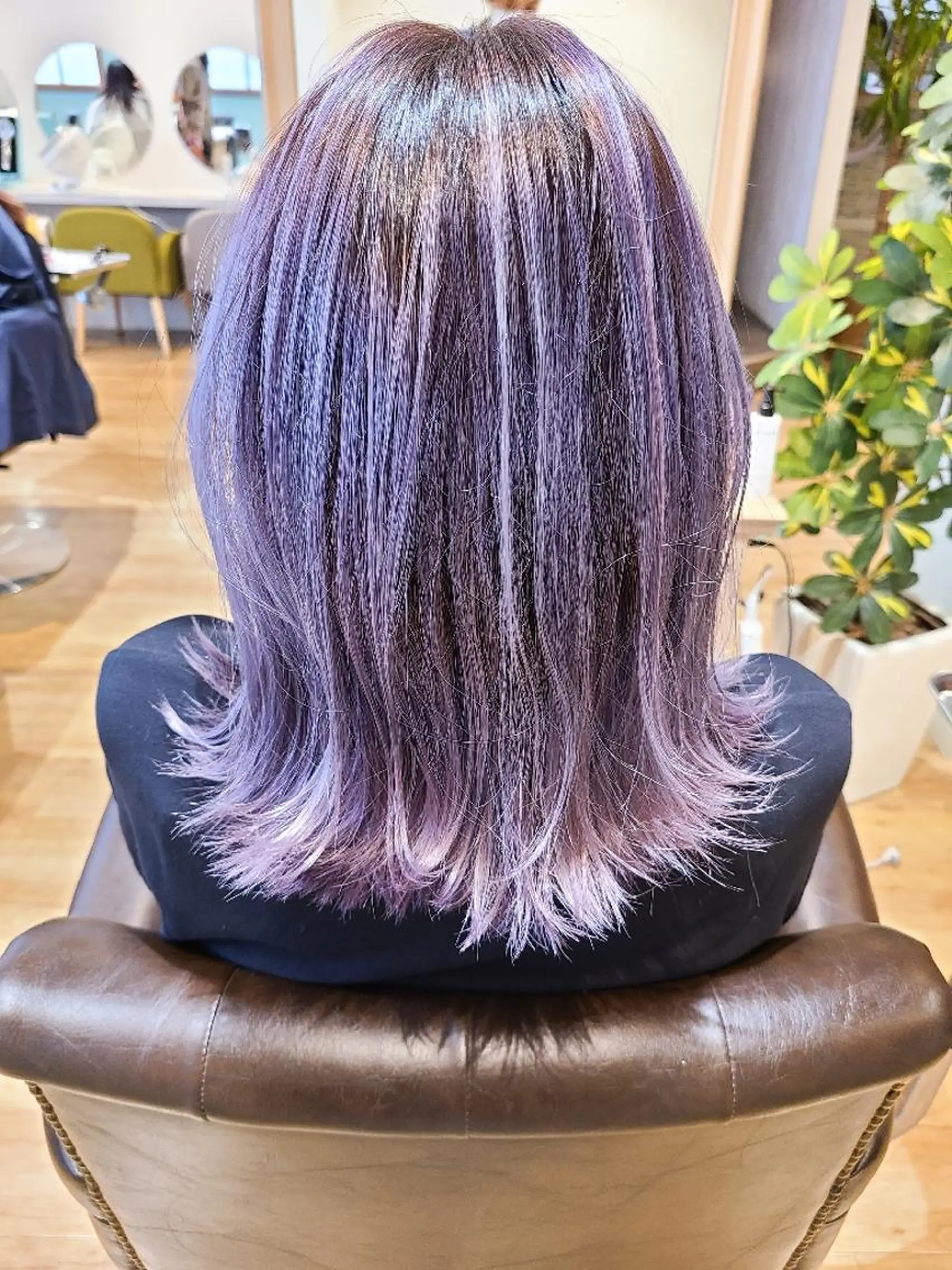 ミディアム アッシュ レイヤーカット 小平 昌宏のヘアスタイル