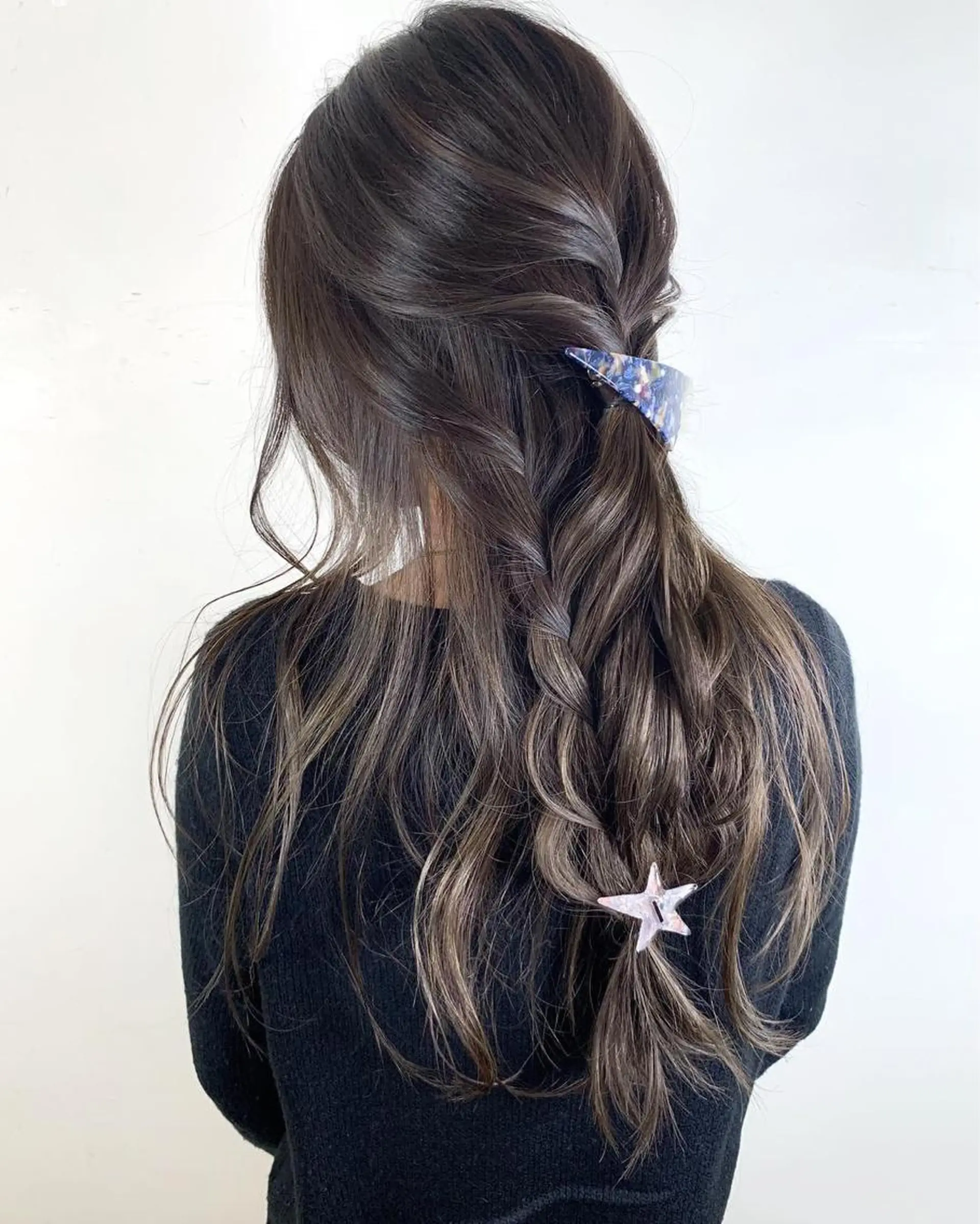 ロング ハイライト 可児 令路のヘアスタイル