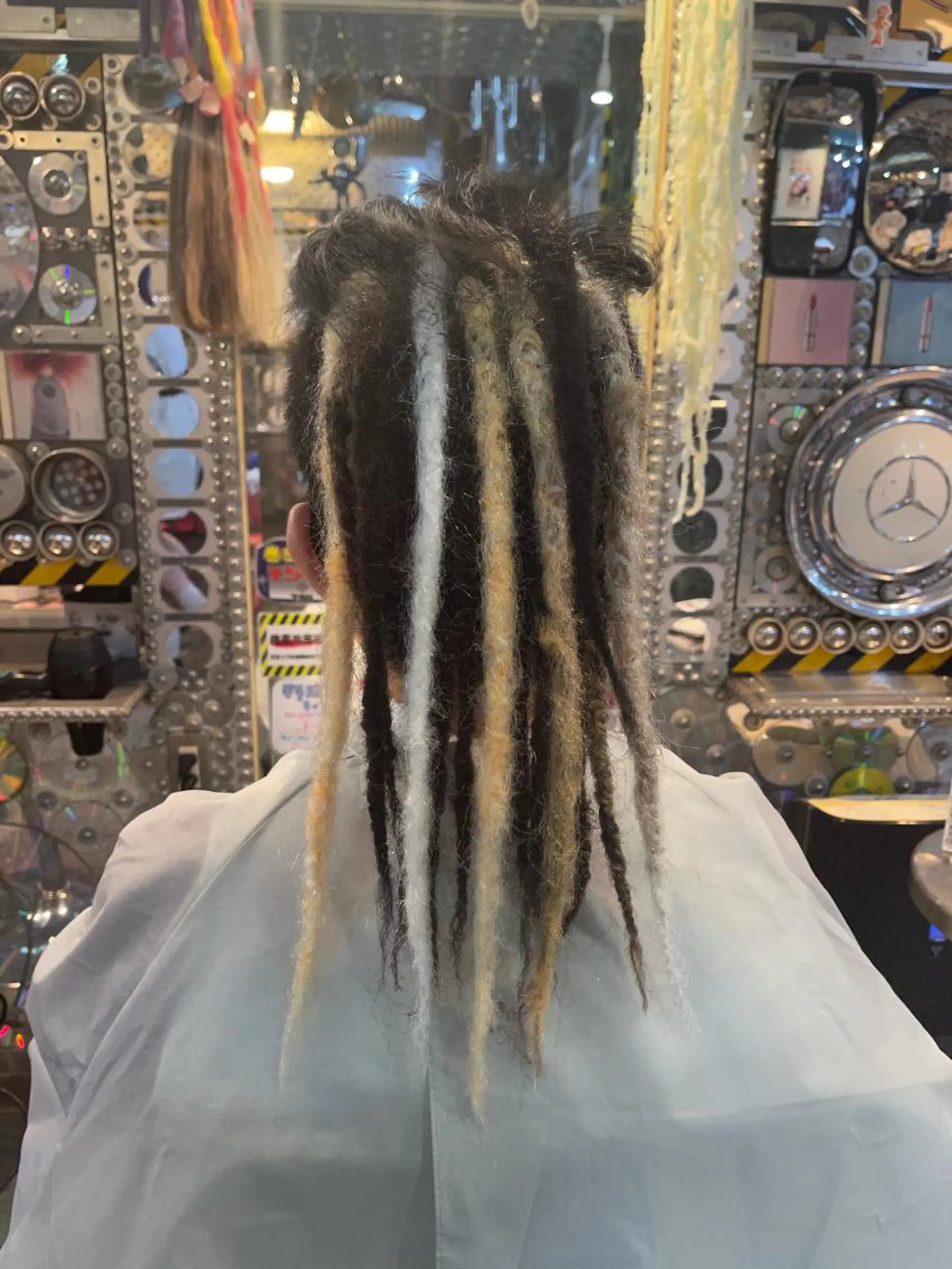 セミロング ヘアアレンジ メンズ マツエク・マツパ haco+所属・🌈派手髪エクステ ブレイズ🌈ひろとのヘアスタイル