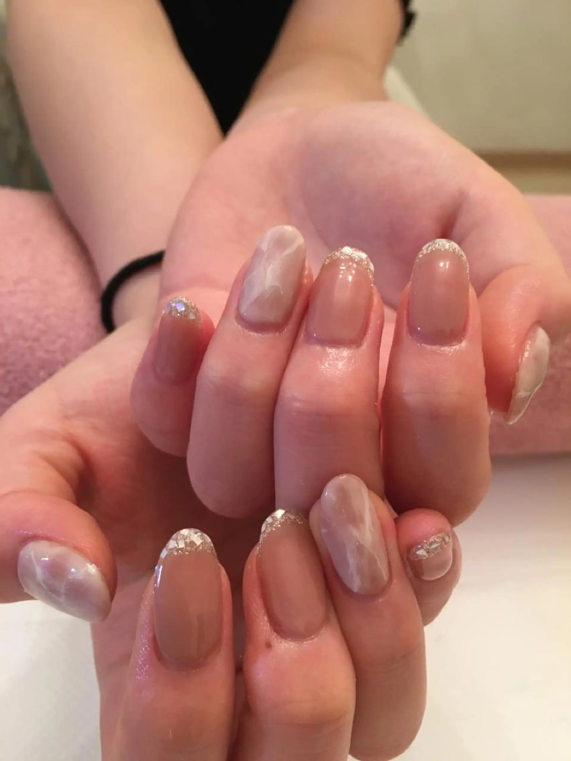 ネイル フレンチネイル ガラスフレンチ 大理石ネイル(マーブル) ネイルサロン ショコラのネイルデザイン