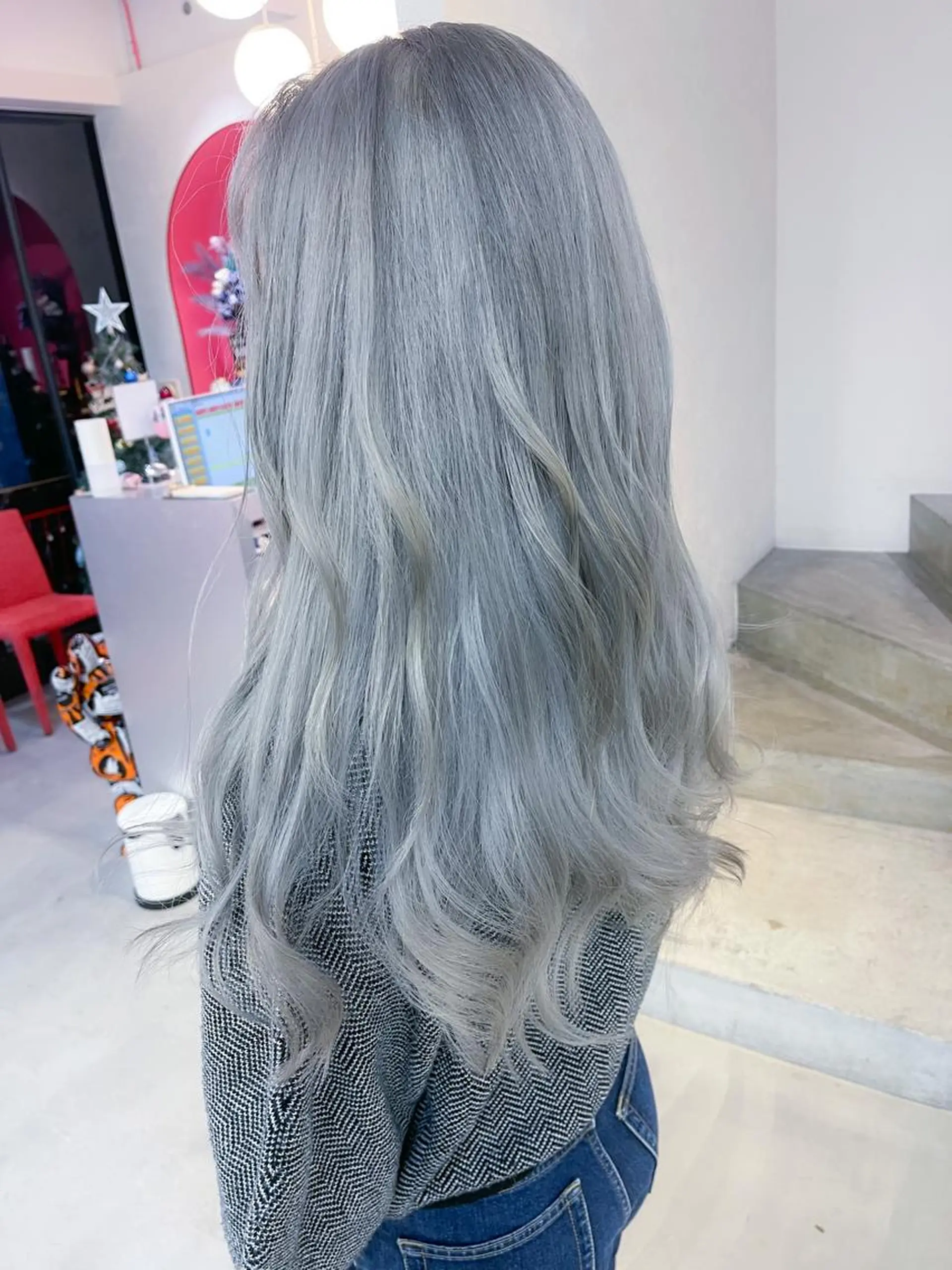 ロング カラー ブリーチ エドルカラー イルミナカラー ロング ヘアカラー BOX mico.のヘアスタイル