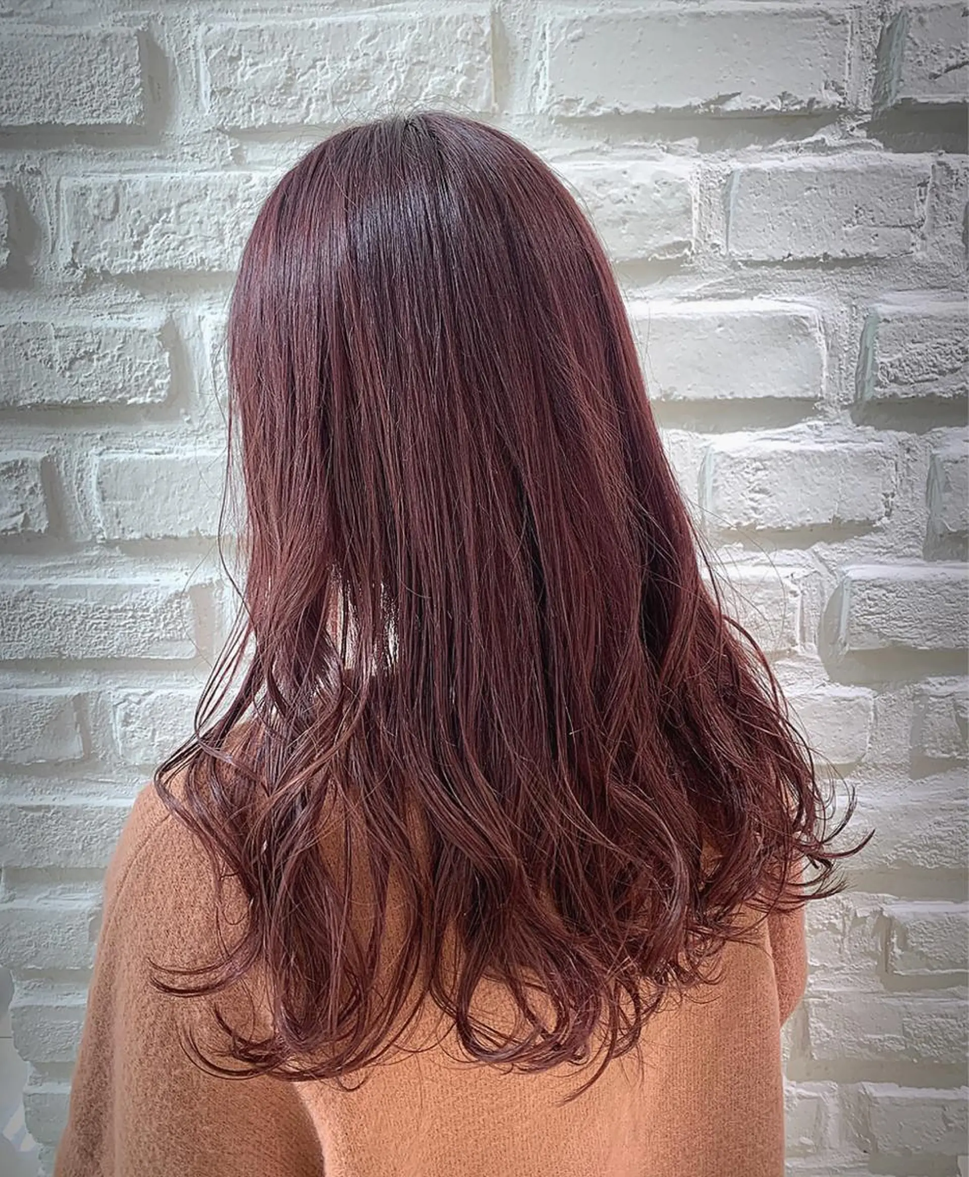 ロング カラー ブリーチ イルミナカラー ピンクカラー ロング ヘアカラー トリートメント 【デザインカラー】 粥川佳日望のヘアスタイル