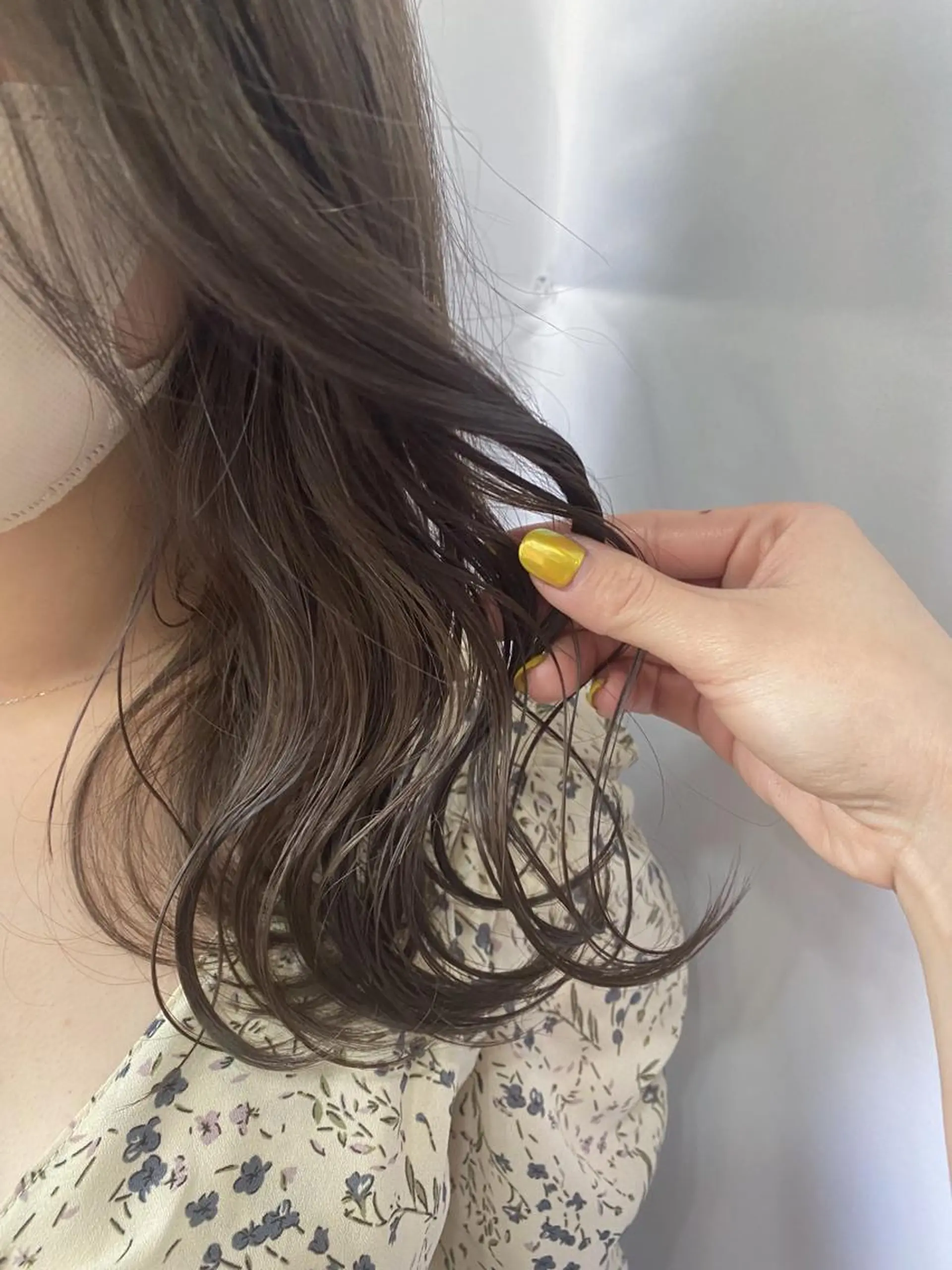 ロング カラー ヘアカラー 畑中 愛梨のヘアスタイル