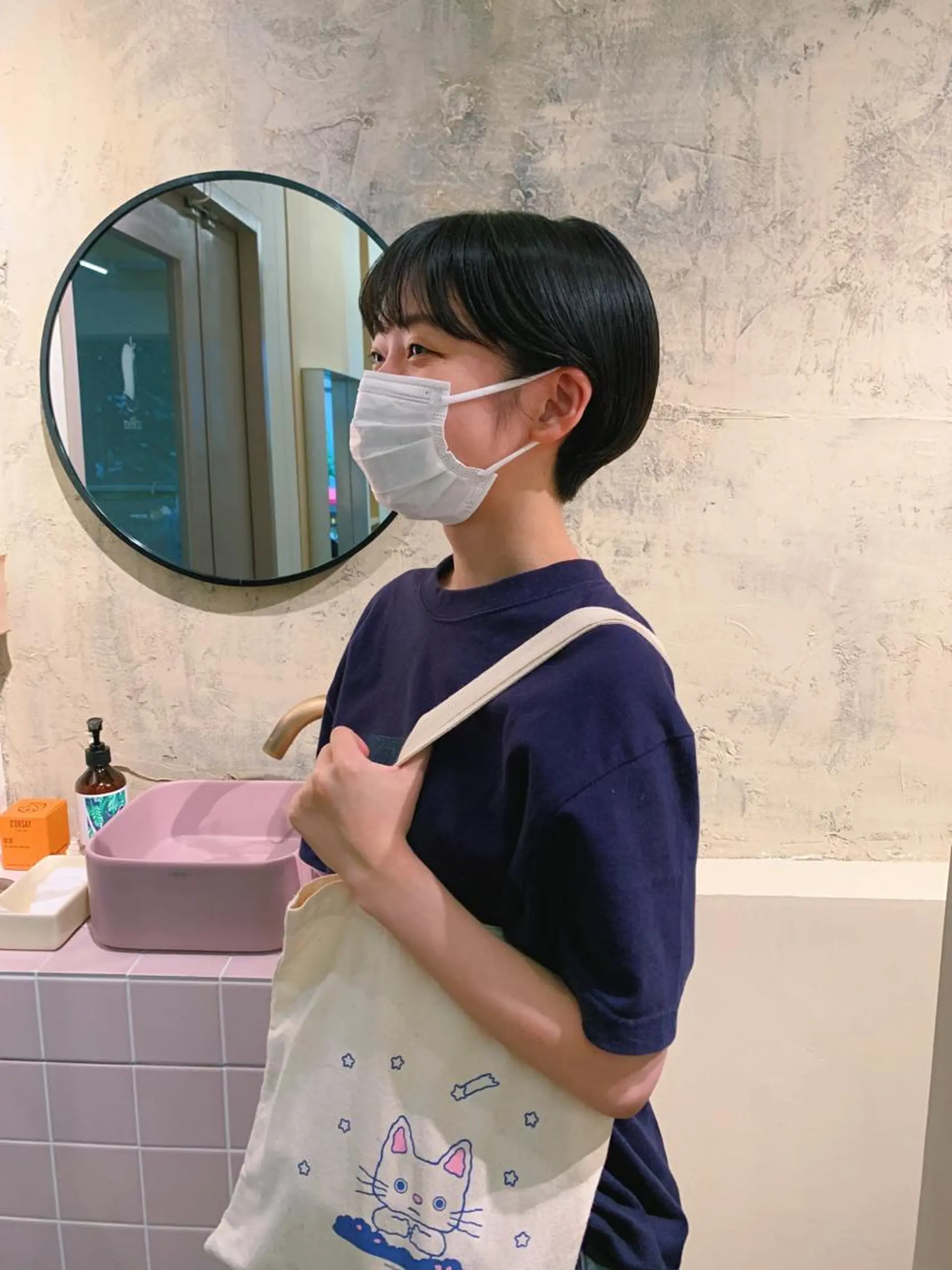 ショート yupi🐈‍⬛ レイヤー/パーマのヘアスタイル