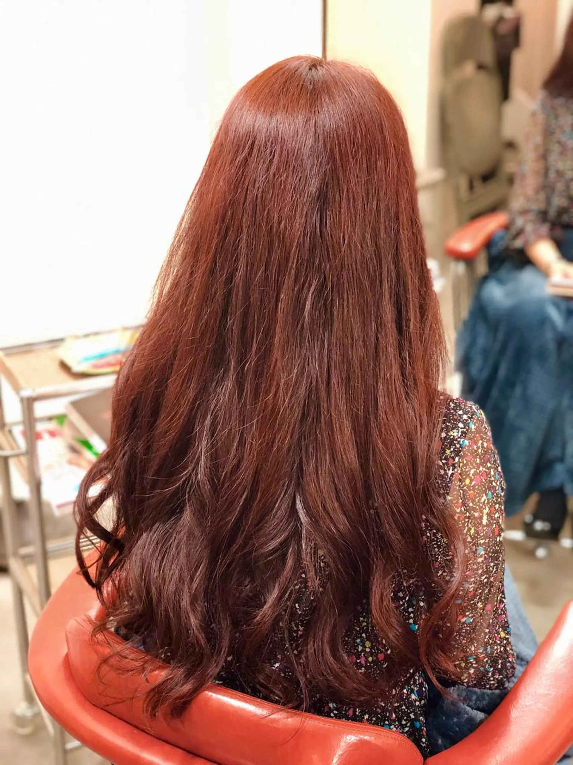 カラー ブリーチ ボルドーカラー 髪質改善　ナカゾノ タケシのヘアスタイル