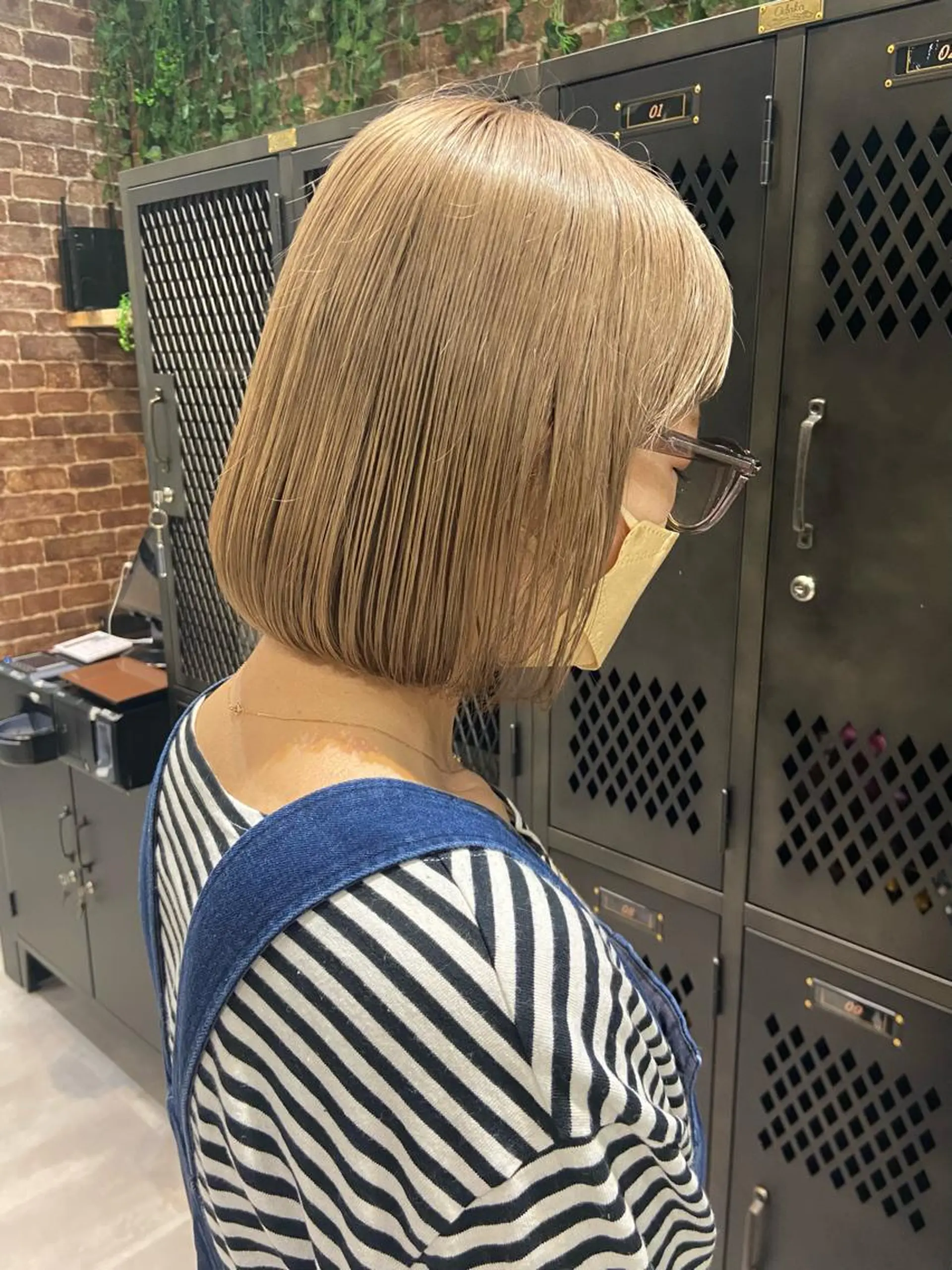 ショート カラー ERI  / newi町田のヘアスタイル