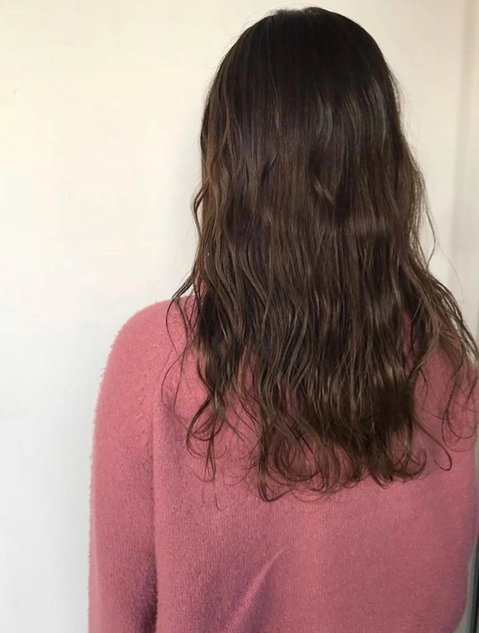 ロング カラー アッシュ ベージュカラー カット ヘアカラー 河田 海陽のヘアスタイル