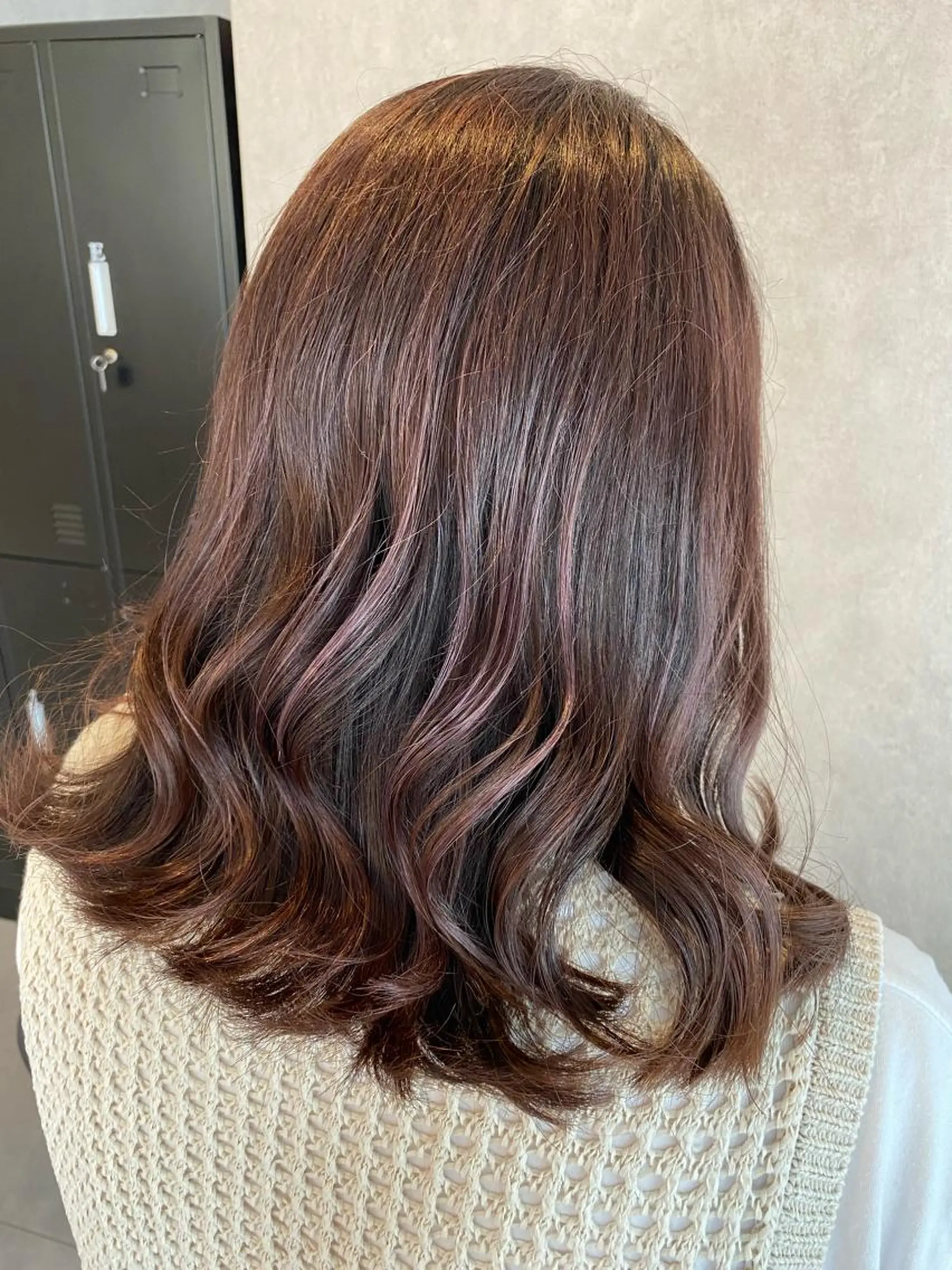 ミディアム カラー ブラウンカラー ハイライトカラー ハイライト Ralis hair & beauty所属・はるやま かんなのヘアスタイル