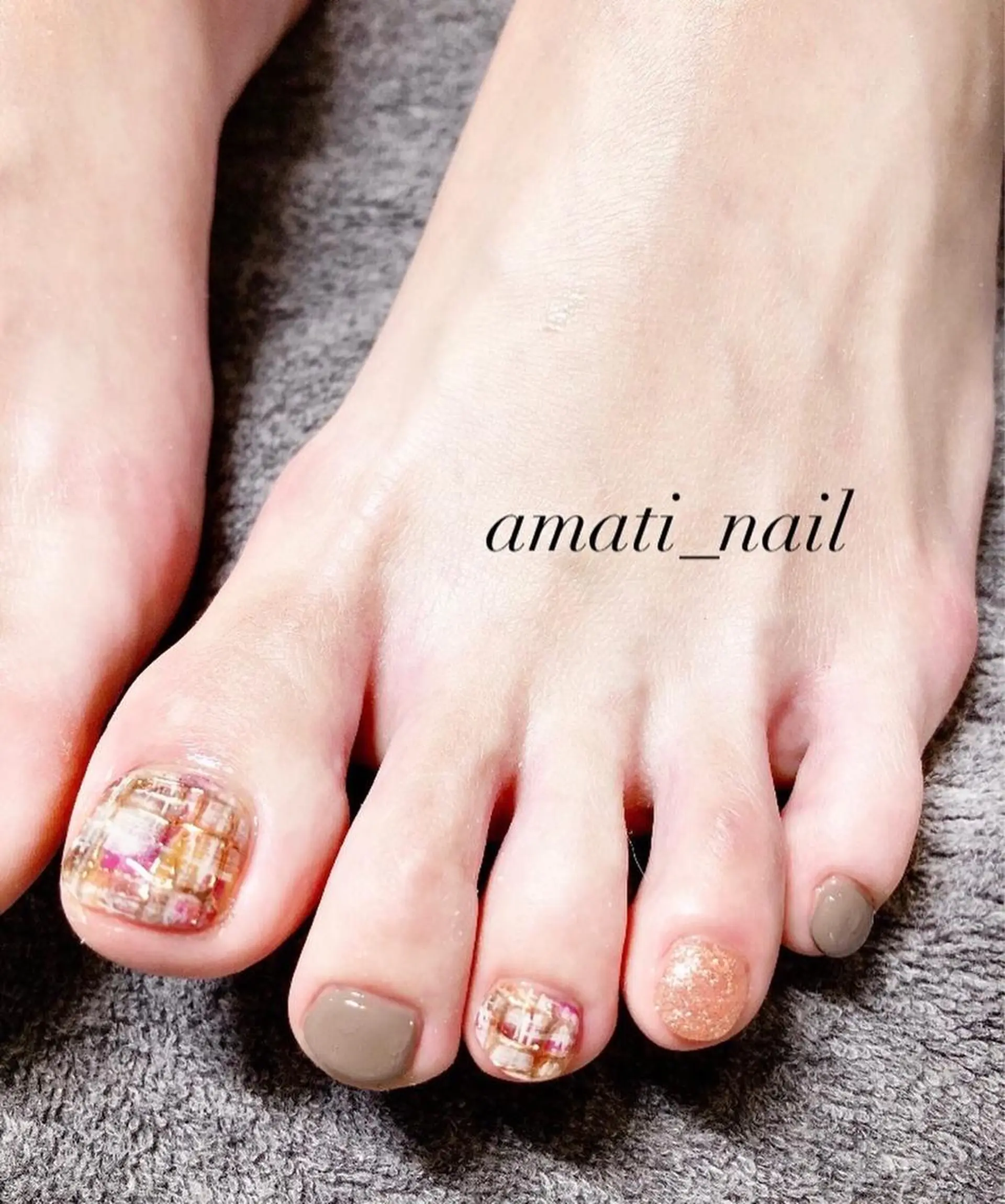 ネイル ラメ(グリッター) ツイードネイル amati_nail TAKAKOのネイルデザイン