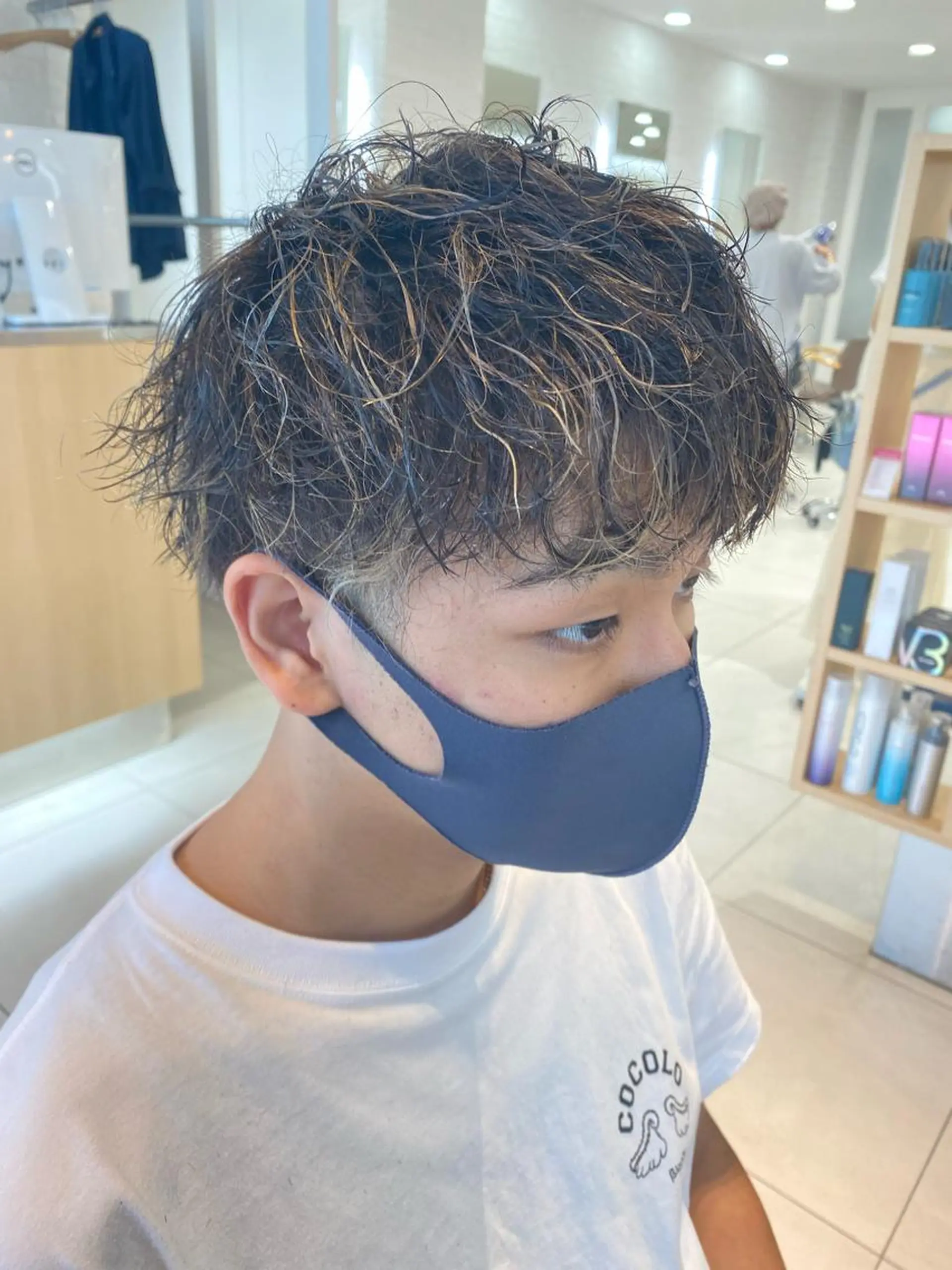 パーマ メンズ メンズハイライト メンズパーマ カット パーマ 🍀透明感抜群🍀/ ハイトーンカラーのヘアスタイル