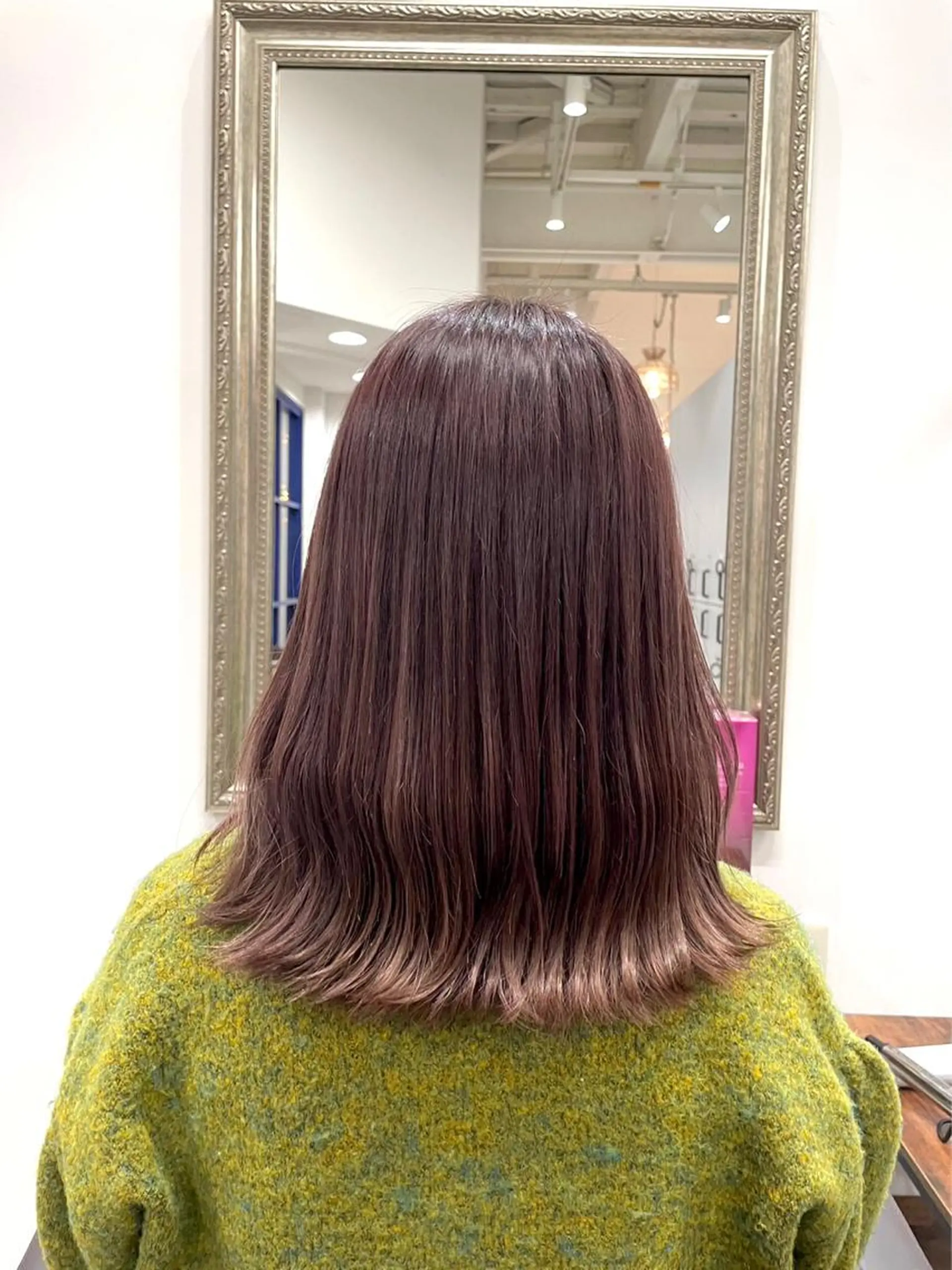 ミディアム カラー カット ヘアカラー トリートメント 山本 佳奈のヘアスタイル
