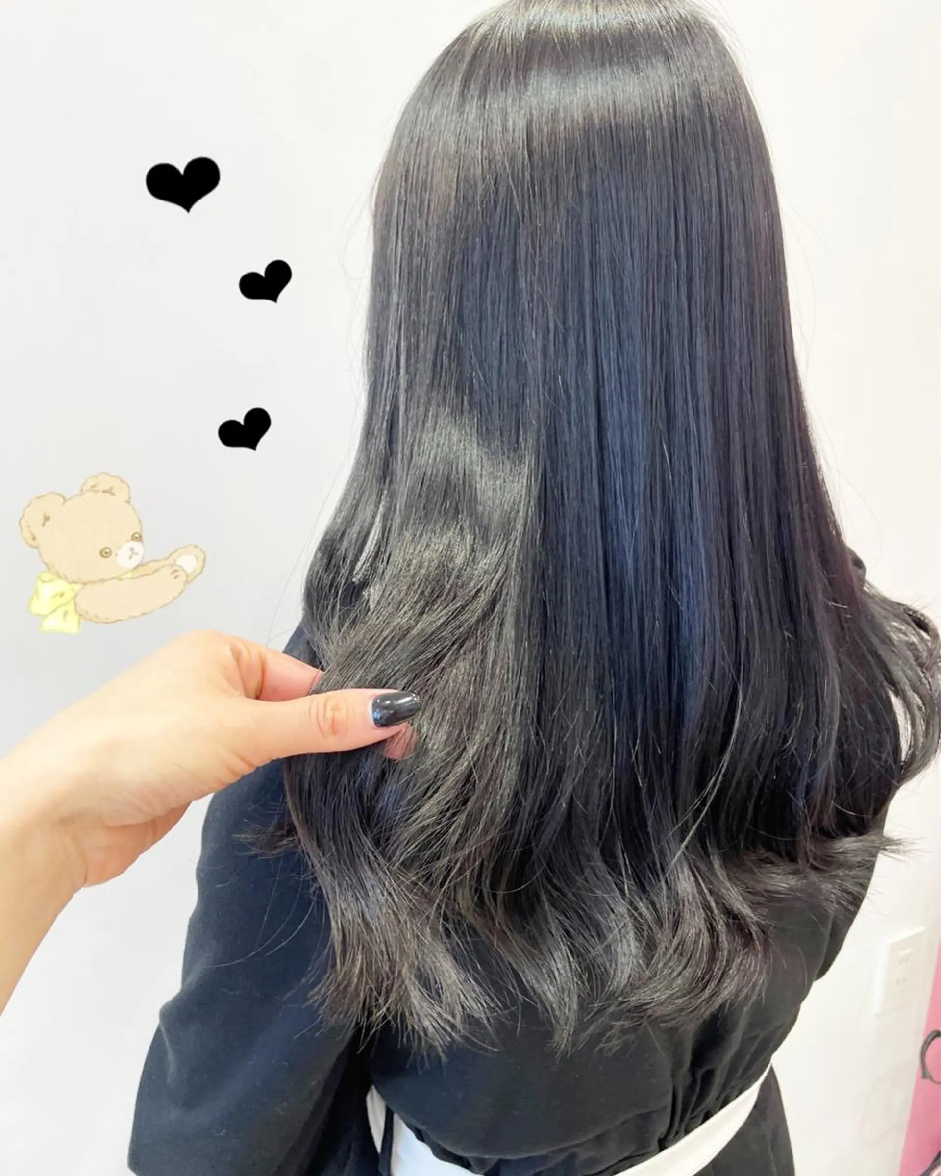 ロング カラー 透明感カラー ダークグレー EMANON新宿東口所属・新宿駅近♡ ♡個室♡三都季🌜のヘアスタイル