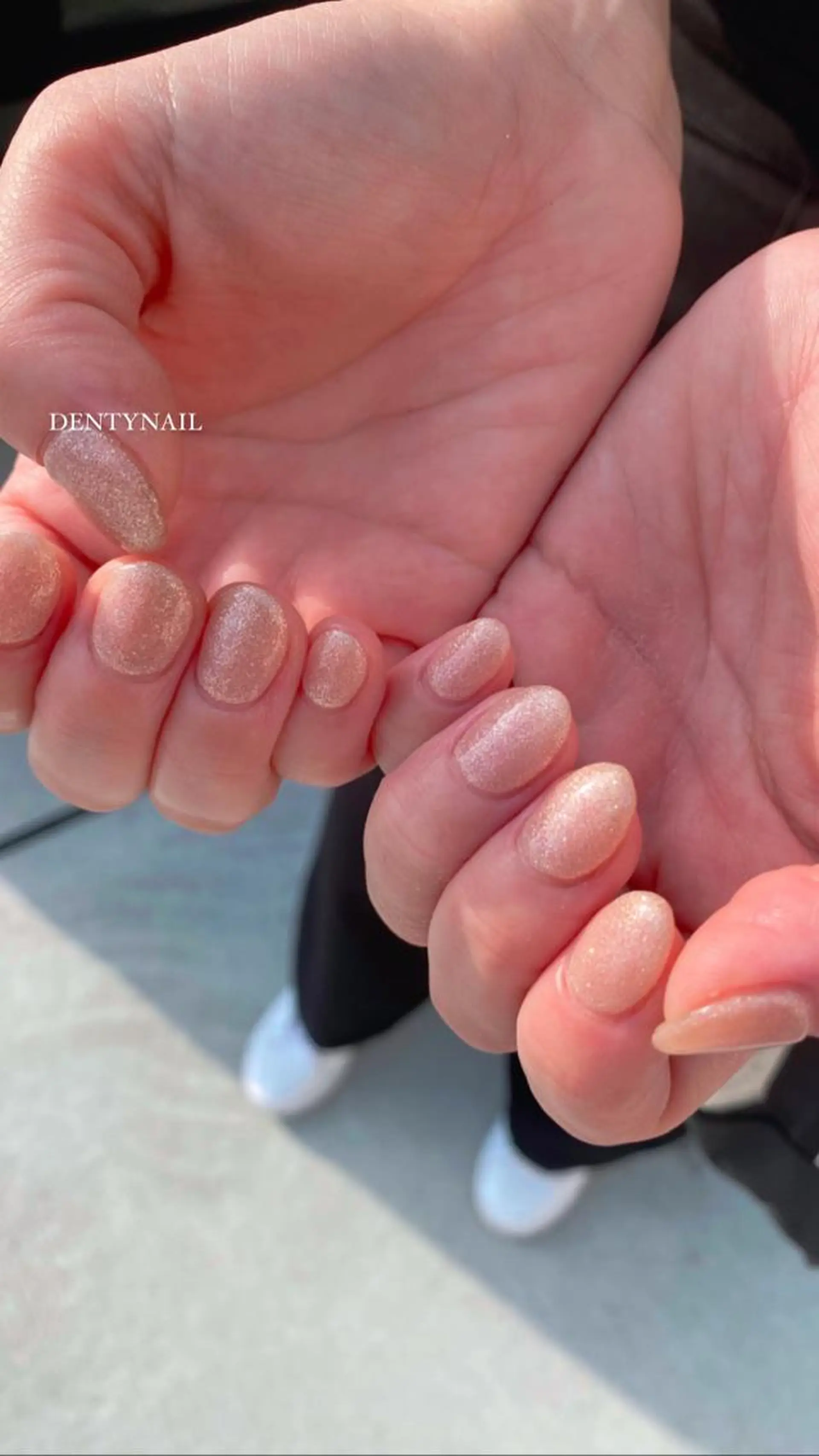 ネイル キラキラネイル ラメ(グリッター) ハンドネイル DENTY NAIL所属・DENTY NAIL -ArtRoom-のネイルデザイン