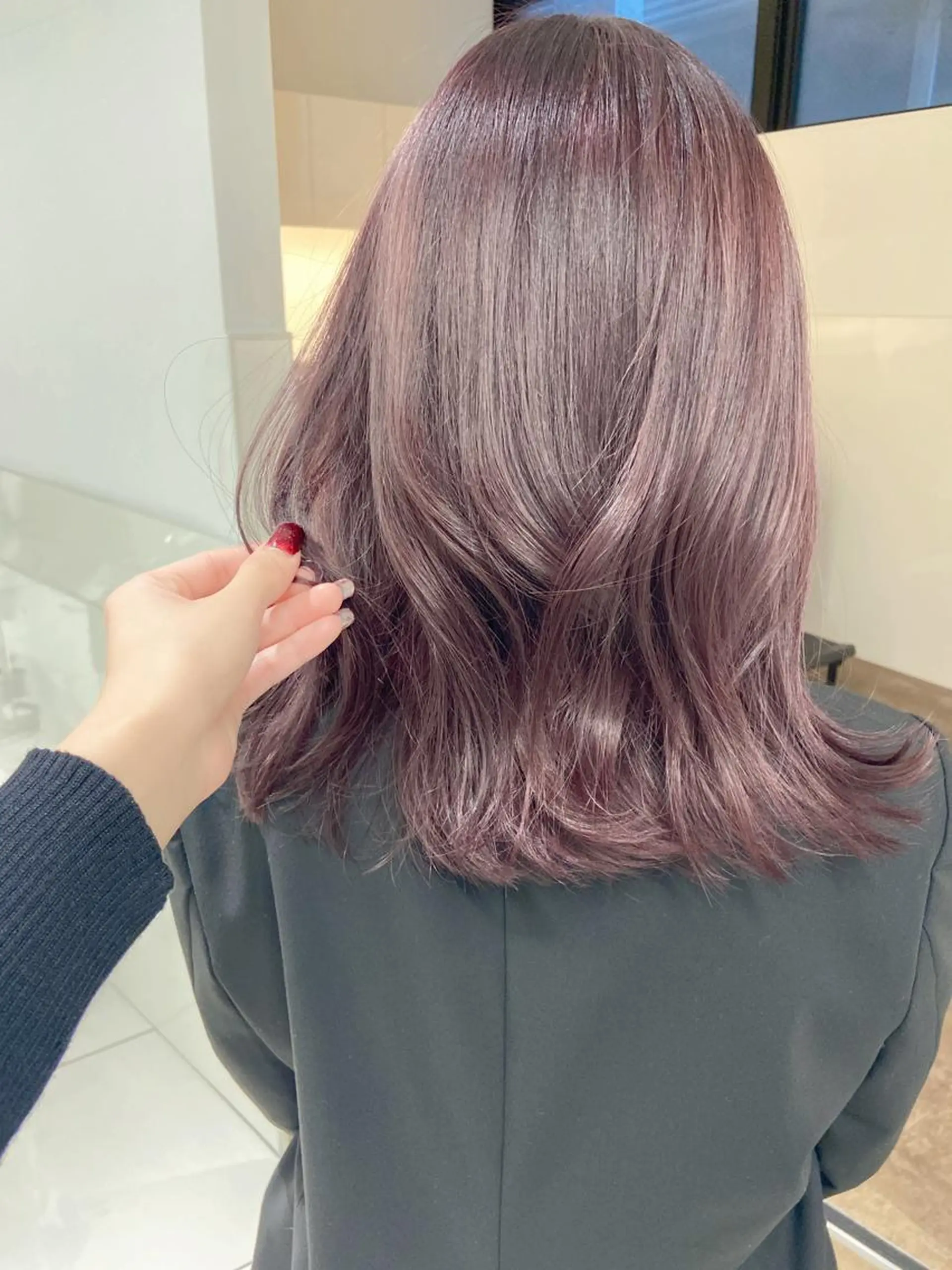 カラー ラベンダーカラー 髪質改善 Amelie所属・Amelie yunのヘアスタイル