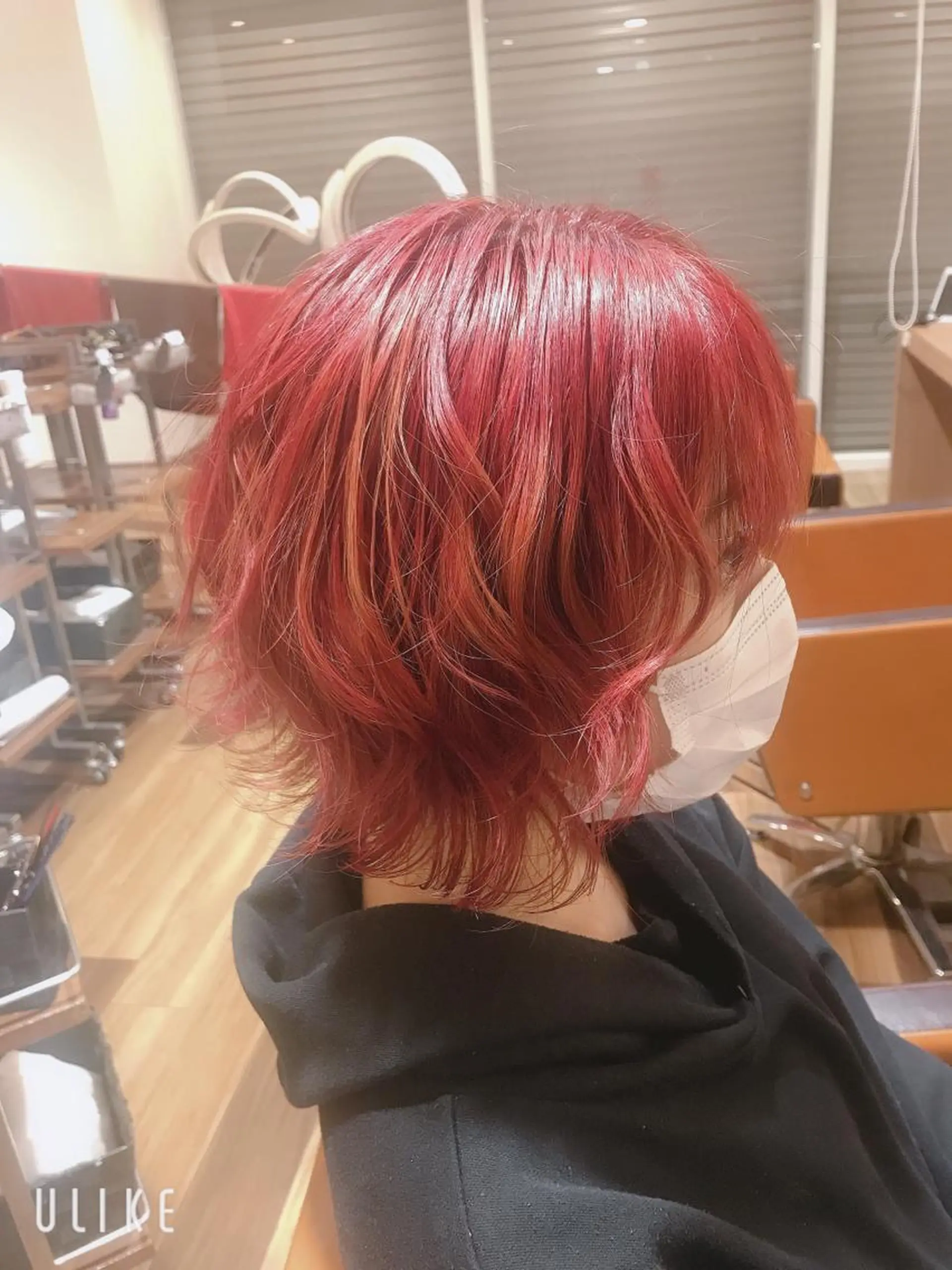 ショート カラー レッドカラー SEA BELLE YASUのヘアスタイル