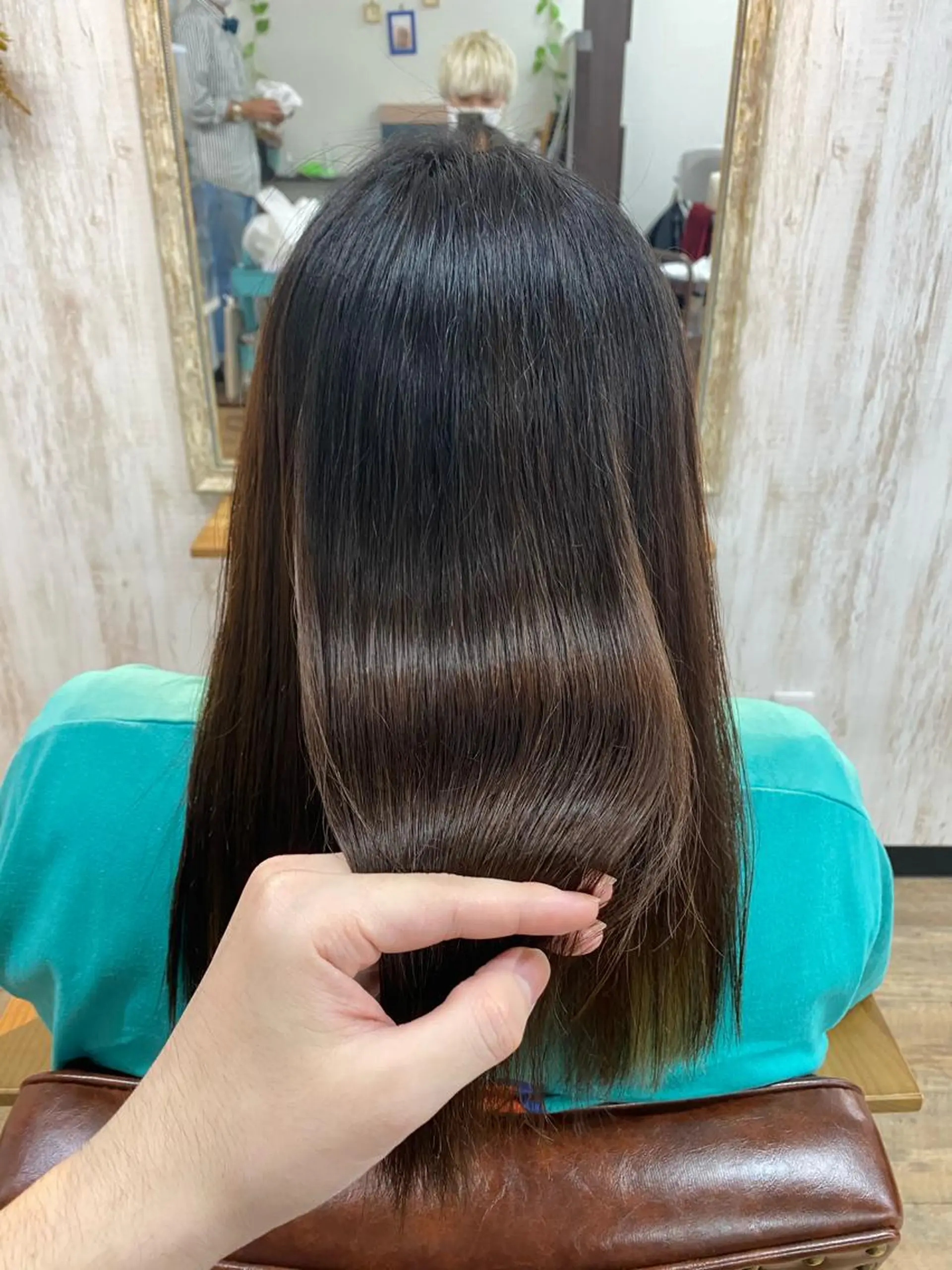 セミロング 🫧‪白髪ぼかし かとうよしき🫧のヘアスタイル
