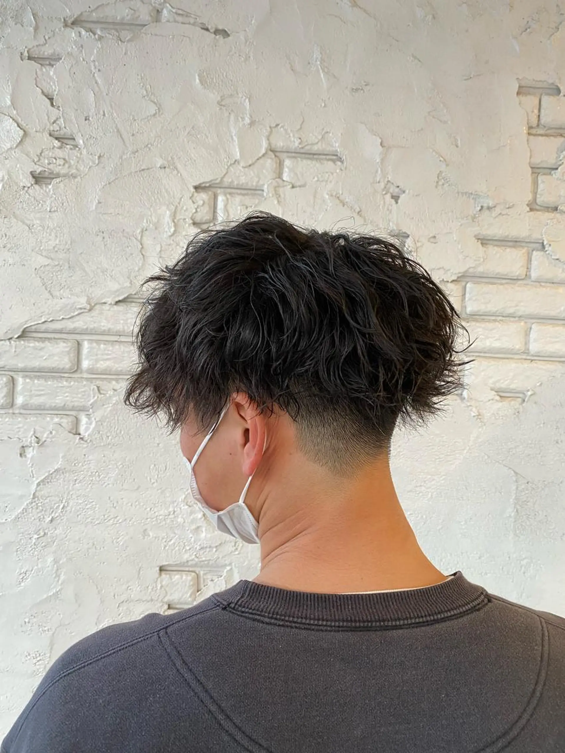 パーマ メンズ 尾崎 優也のヘアスタイル