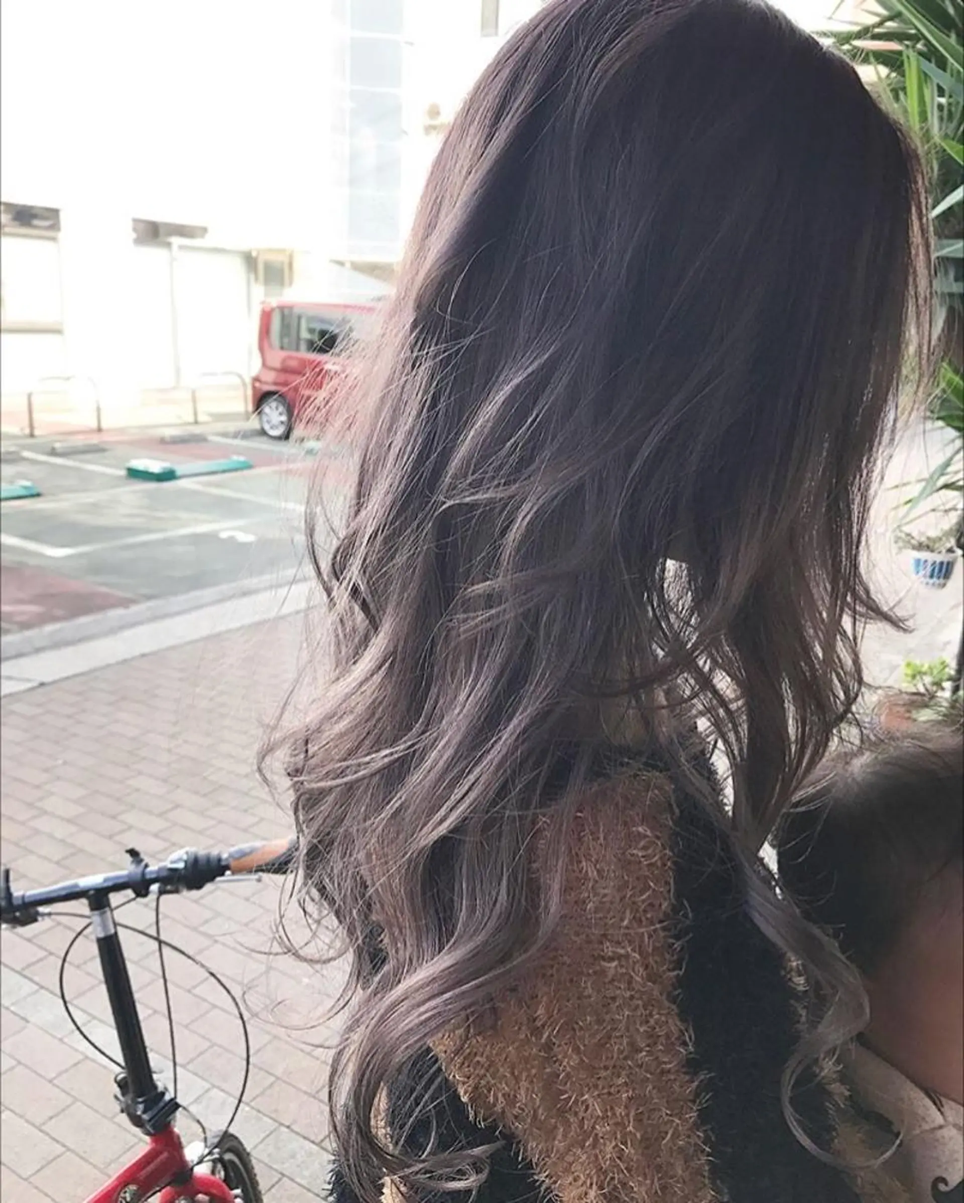 ロング カラー ラベンダーカラー ラベンダーグレー 玉木 育実のヘアスタイル