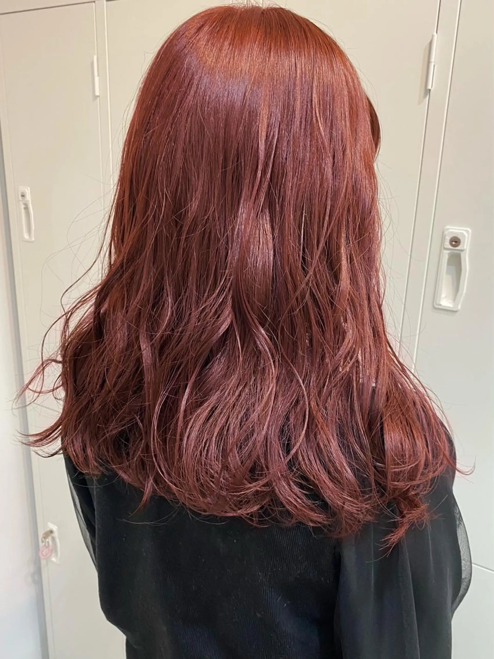 セミロング カラー ボルドーカラー 🎀暖色カラー🎀 おかだみほのヘアスタイル