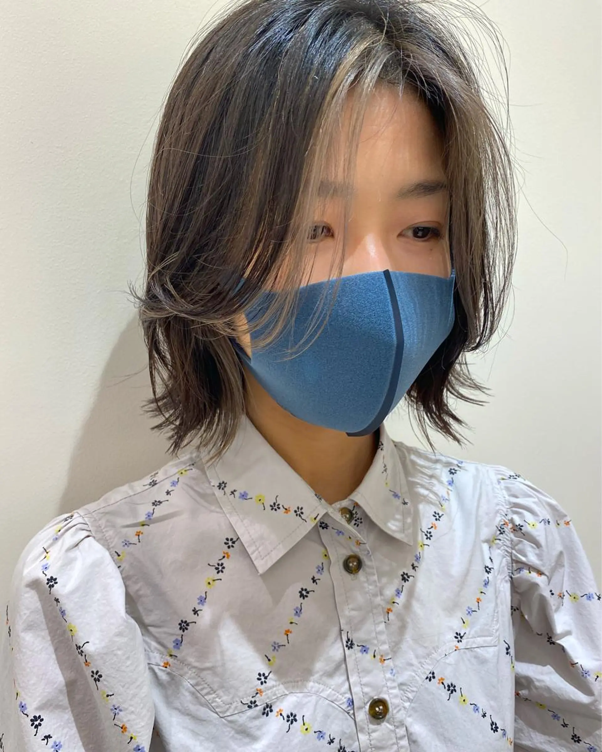 ミディアム カラー プレイングカラー🤍 細めハイライトのヘアスタイル
