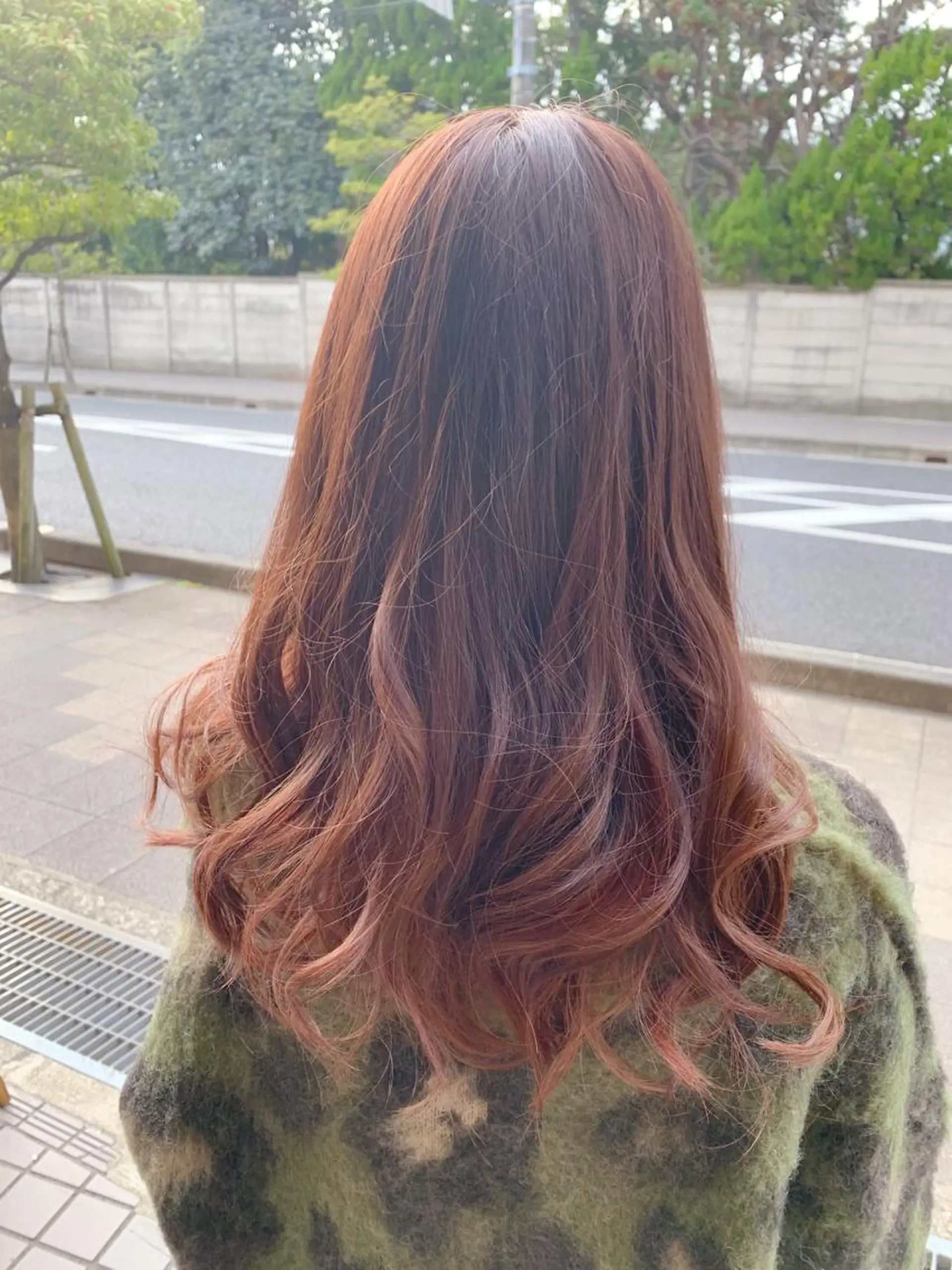 セミロング ヘアカラー トリートメント リンネ 甲東園のヘアスタイル