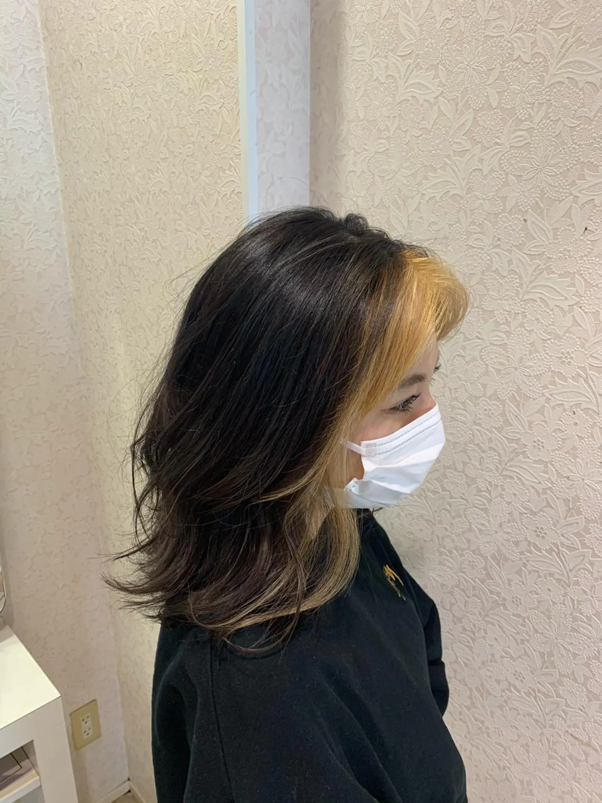 ミディアム カラー ヘアアレンジ ミストバング ブリーチ  フェイスフレーミング L PLACE所属・L PLACE 丸山一希のヘアスタイル