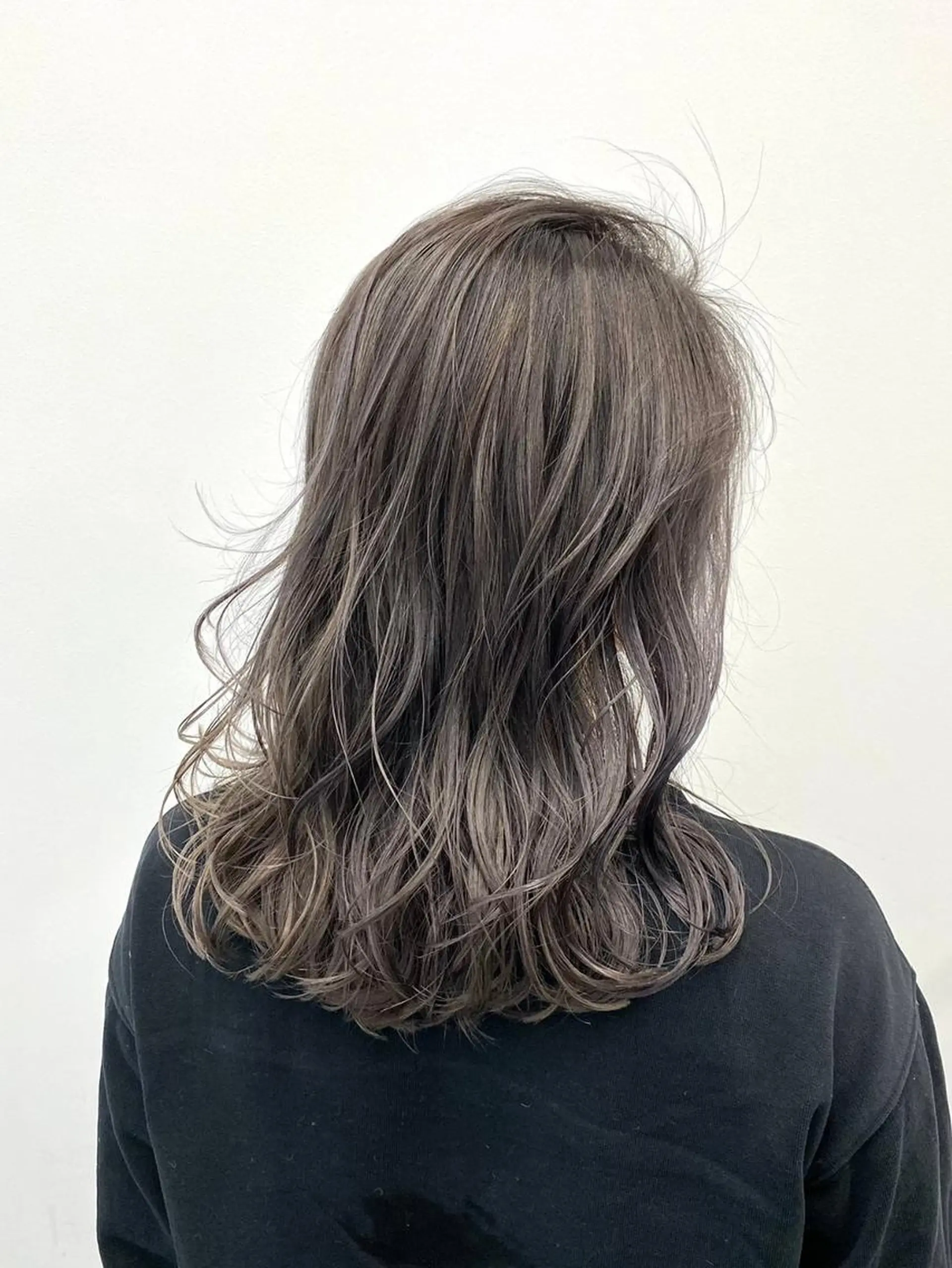 セミロング カラー パーマ ヘアアレンジ カット ヘアカラー トリートメント 公式 Ease by amble luxeのヘアスタイル