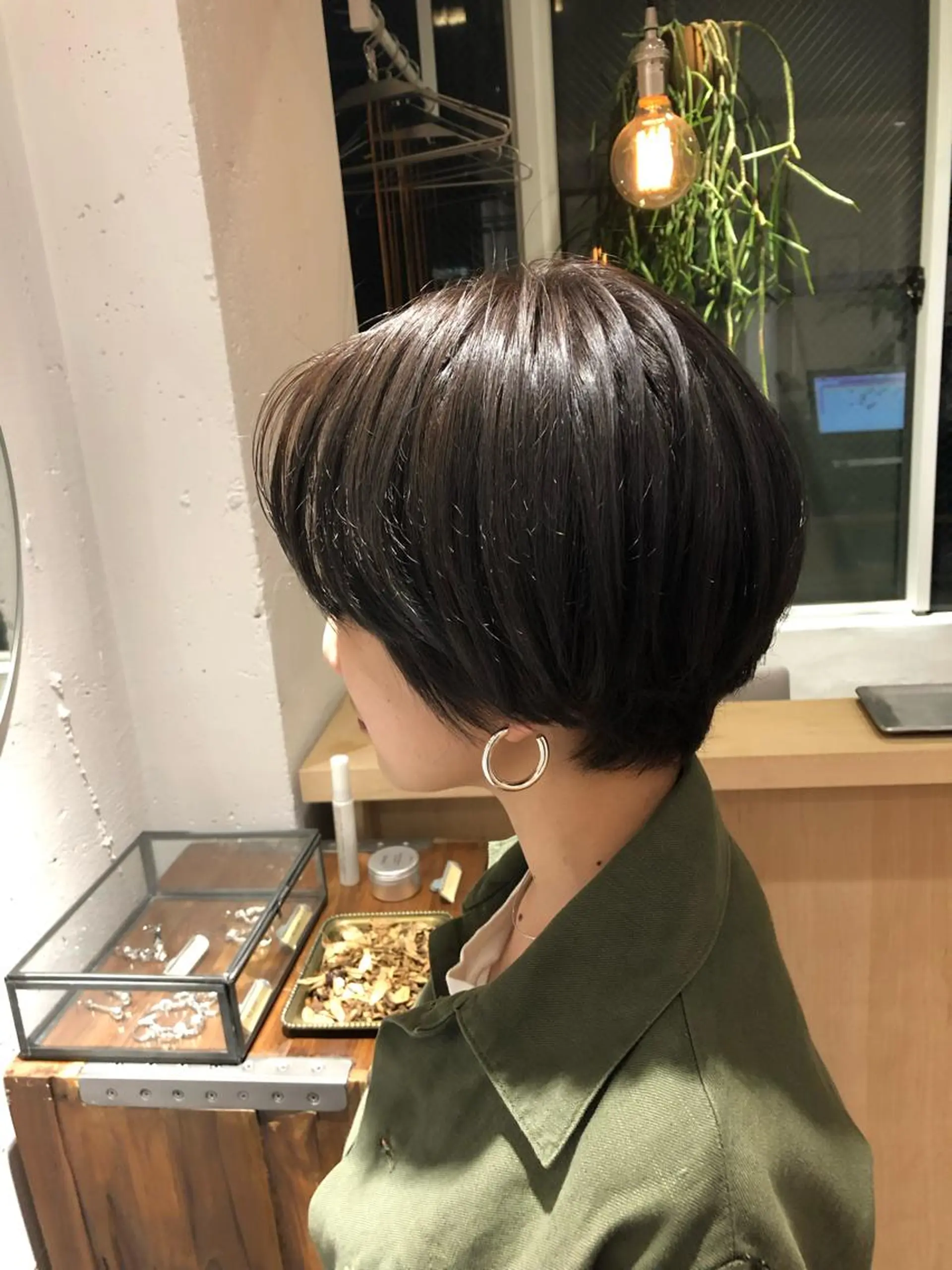 ショート カラー salowin三丁目所属・🟩ベージュ/ショー ト/ボブ🟩タカモリのヘアスタイル