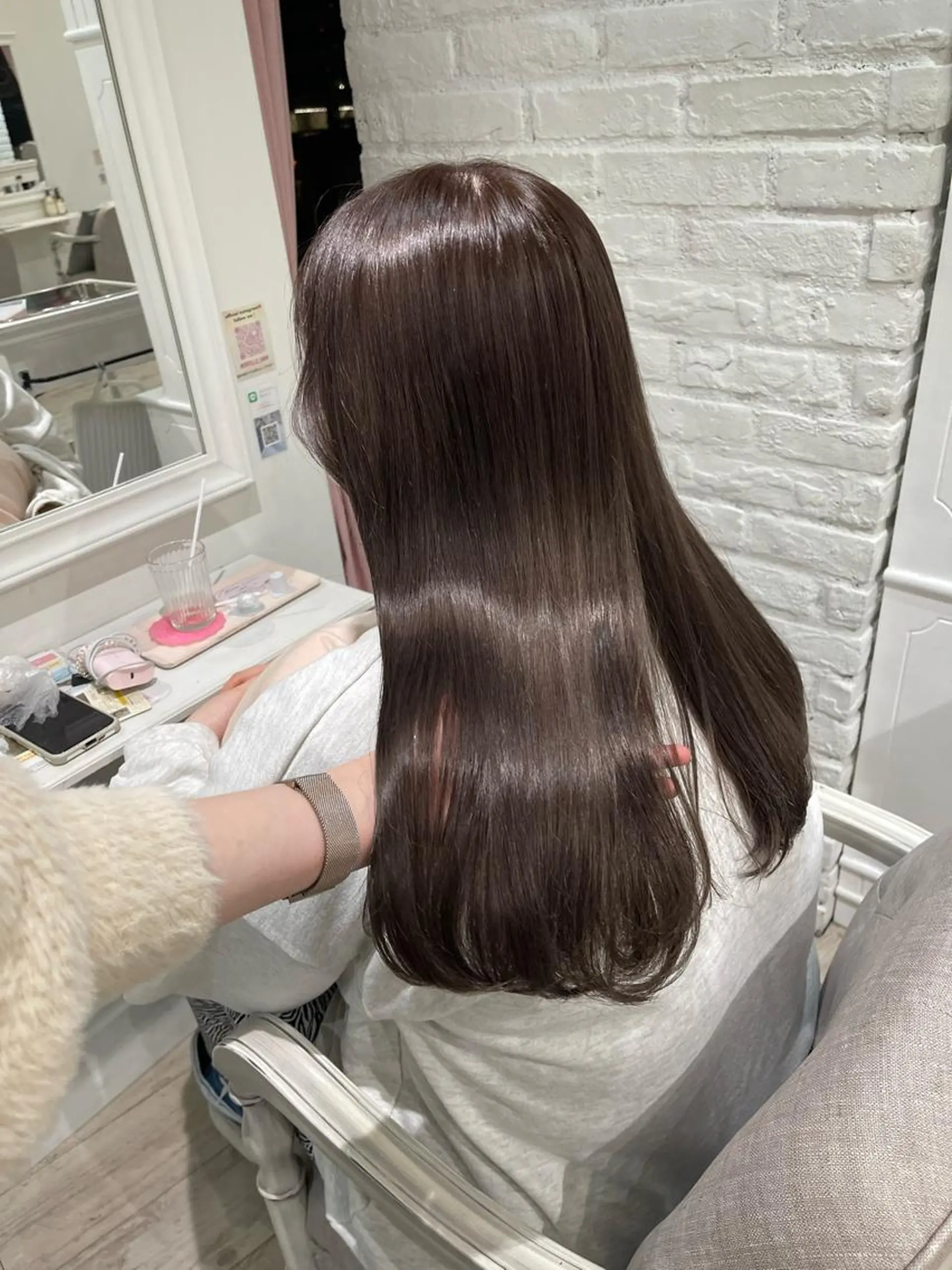 ロング カラー ブリーチ グレージュ ラベンダーカラー ラベンダーグレージュ ラベンダーグレー 色落ちまで可愛く✨ モテカラー別所好葉のヘアスタイル