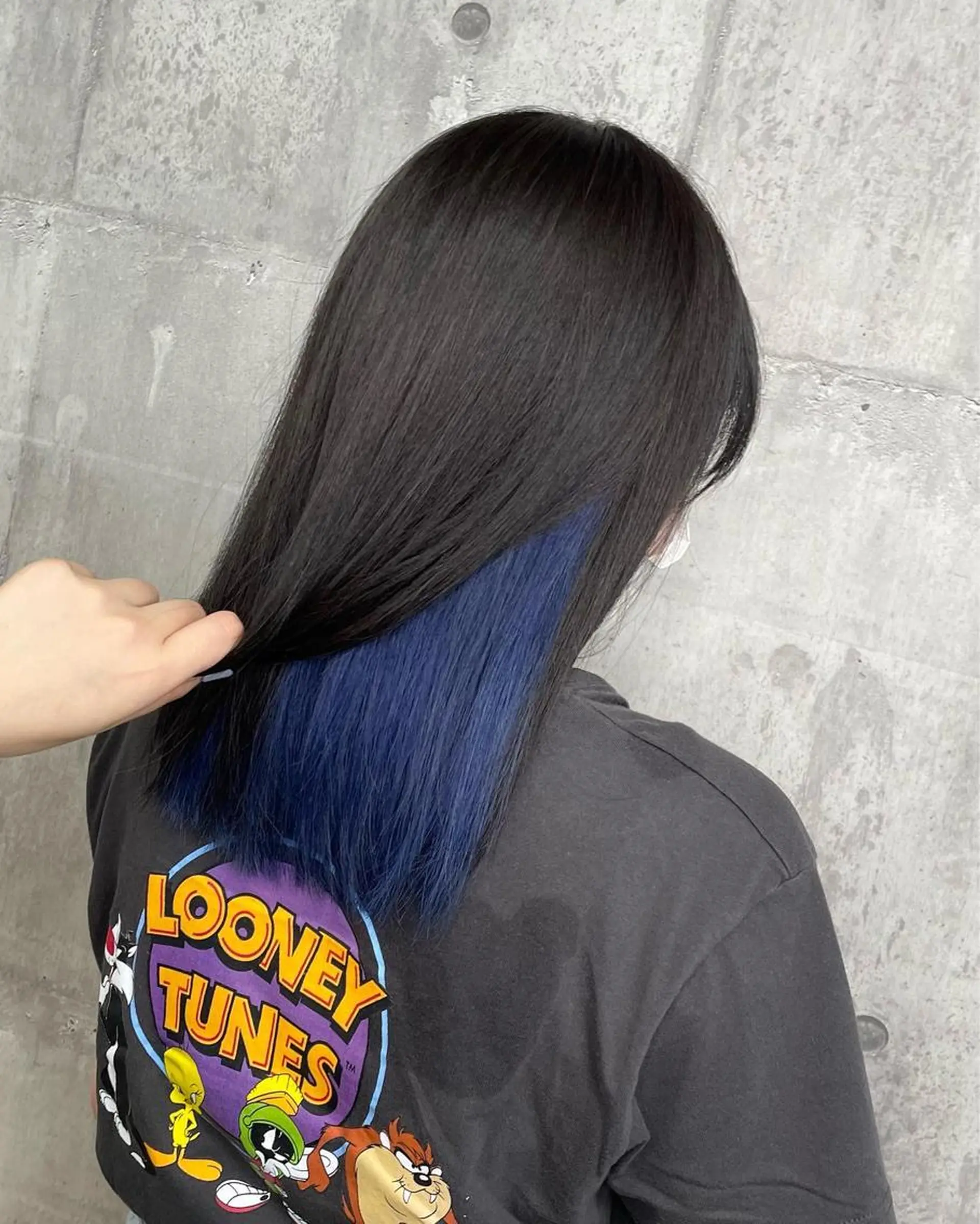 カラー ブリーチ ブルーカラー _WHITE浜松店 もえかのヘアスタイル