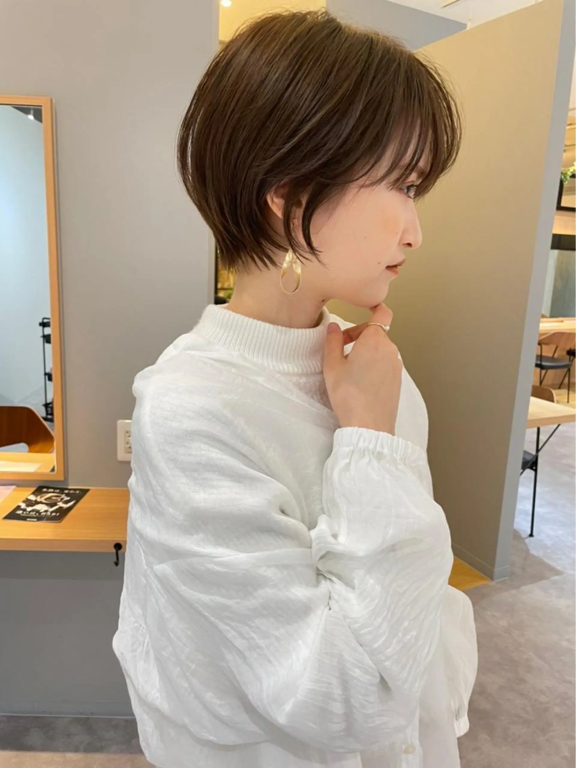 ショート カラー Defi梅田 岡 宗杜のヘアスタイル