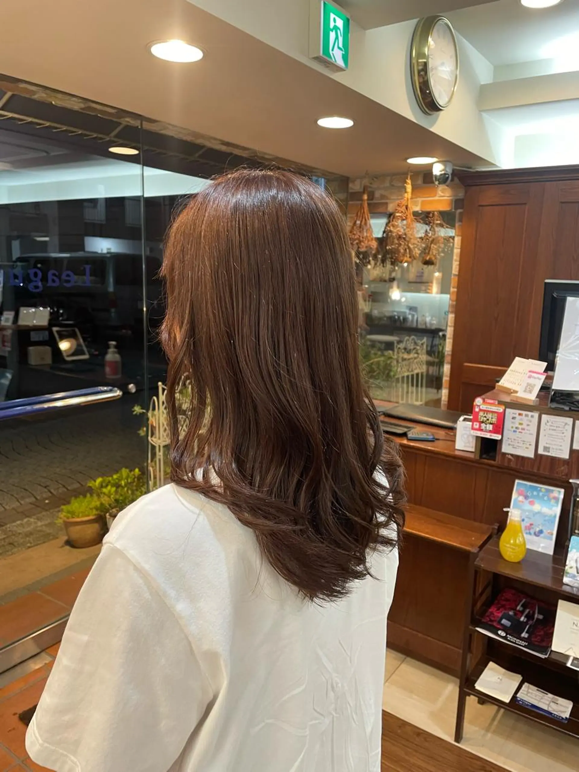 ミディアム オレンジブラウン League サトウナツのヘアスタイル