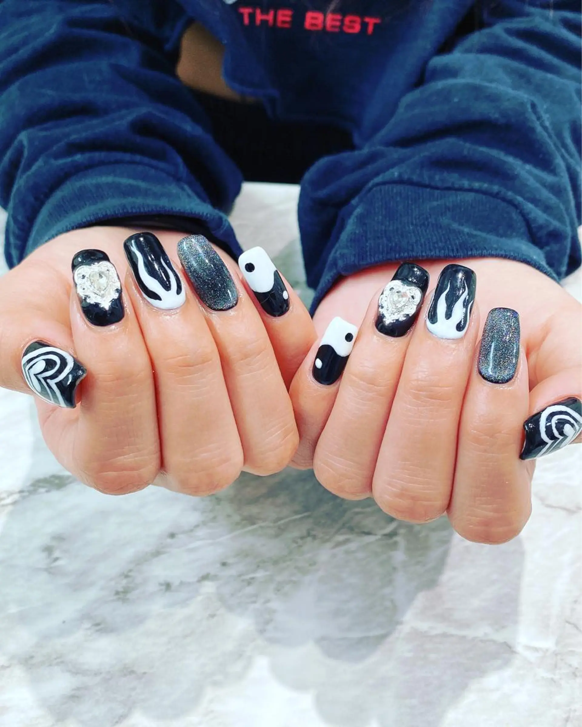 ネイル ハンドネイル フットネイル ハンドケア nail salon  AlgeTy所属・✴︎:.｡. MAKI.｡.:✴︎のネイルデザイン