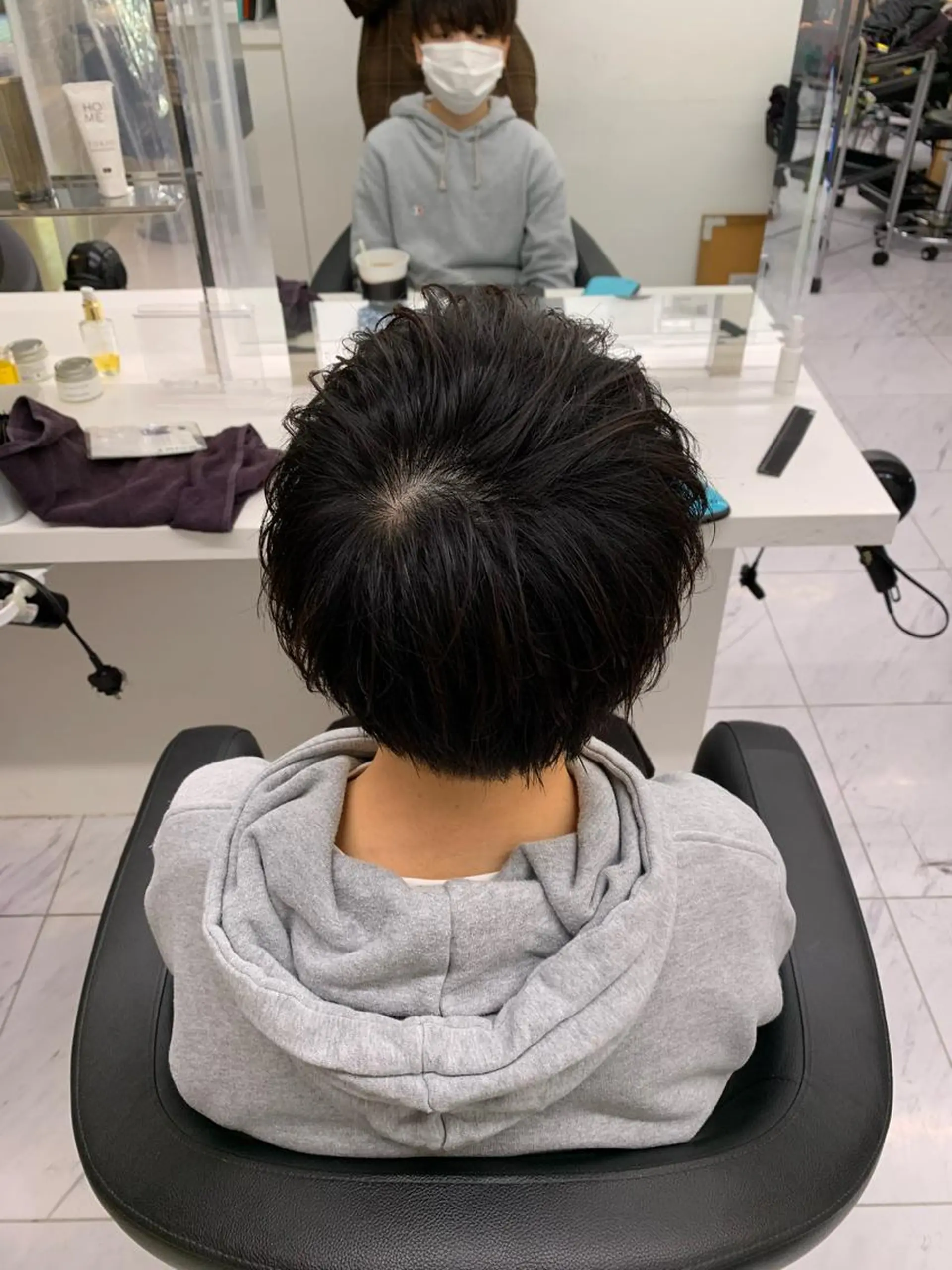 ショート カラー パーマ メンズ アイブロウ カット パーマ トリートメント ヘッドスパ ヘアセット ✨メンズウルフ特化 美容師タイガ✨のヘアスタイル
