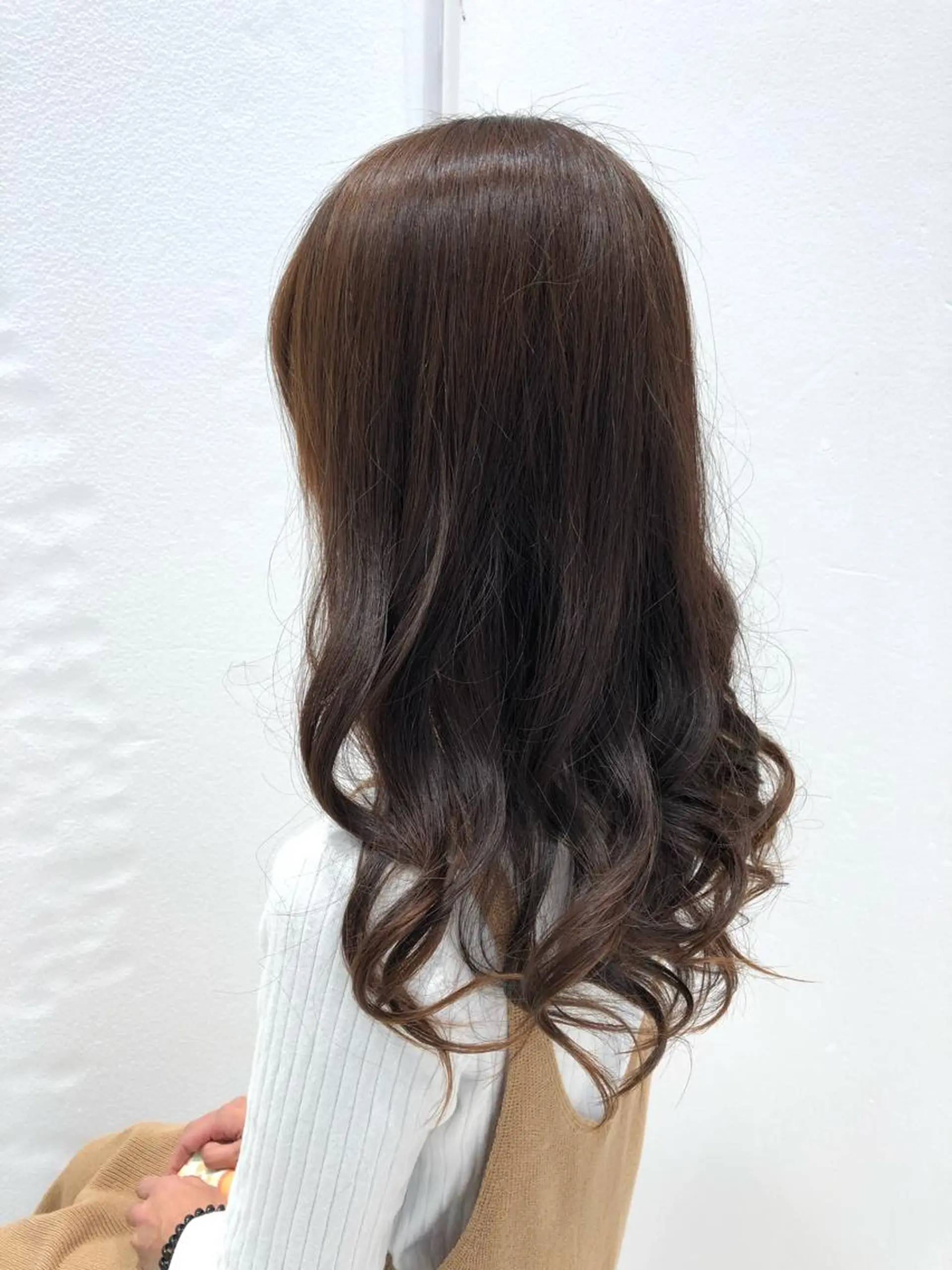 ロング カラー ショート/白髪ぼかし 君和田若菜のヘアスタイル