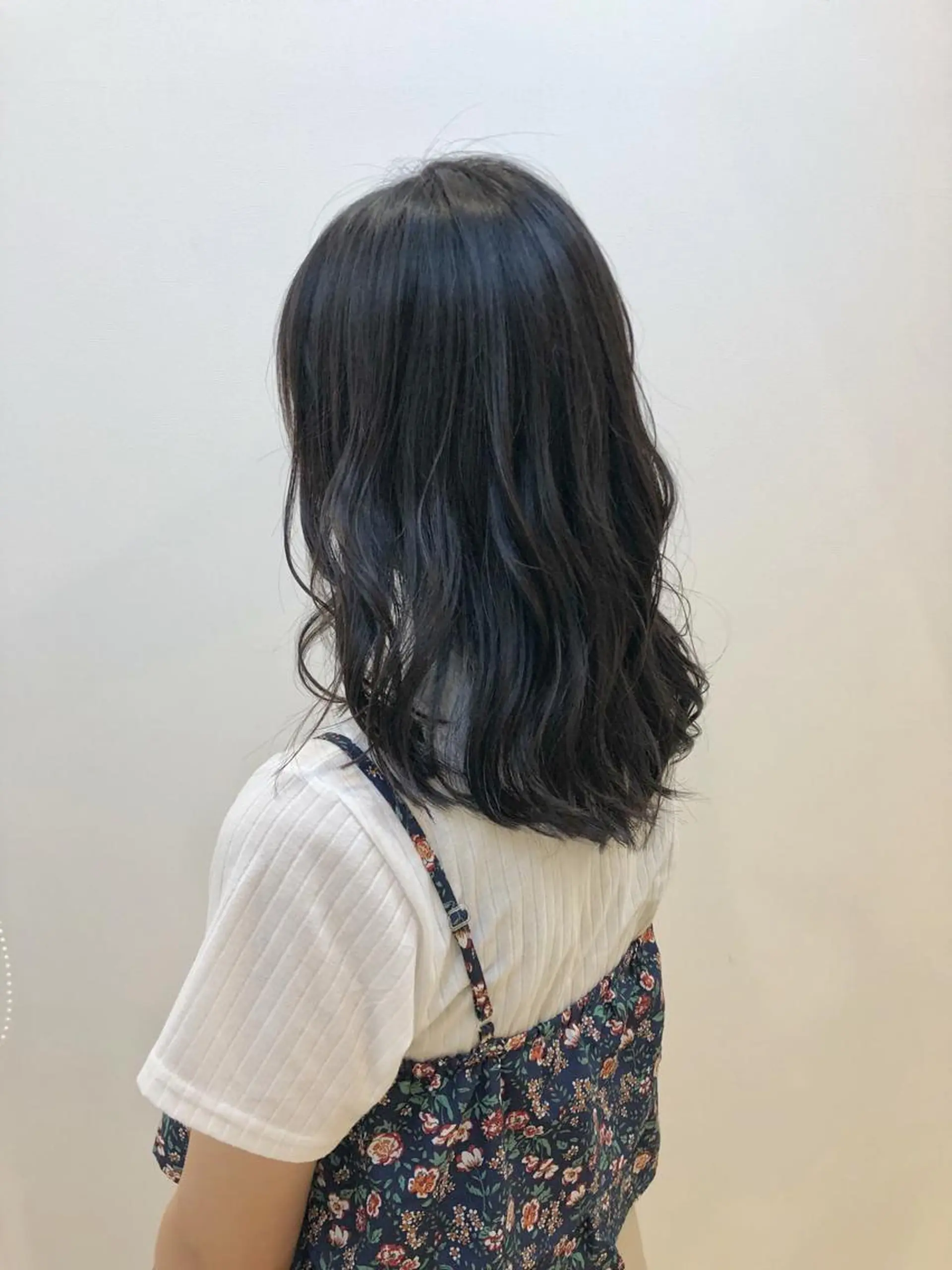 ミディアム 齋藤 らいのヘアスタイル