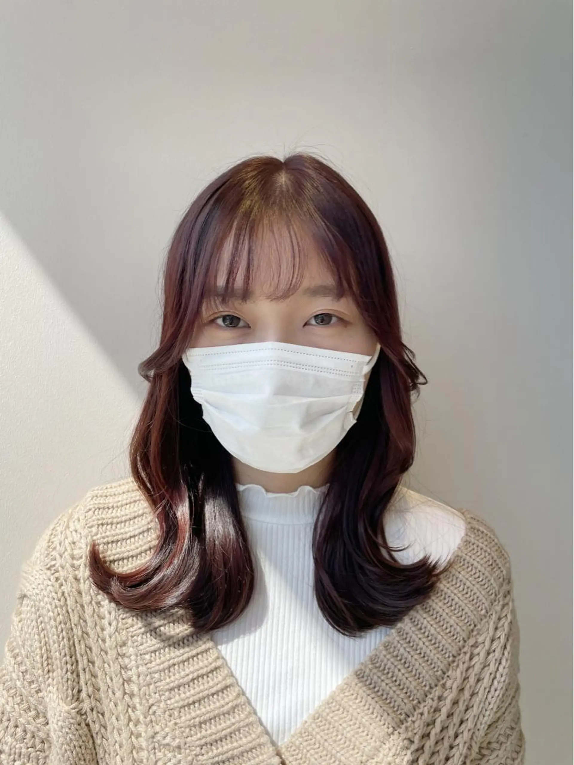 ミディアム ミディアムレイヤー 韓国風ヘア レイヤーカット ❤︎︎韓国ヘア❤︎︎ 𝑺𝒉𝒊𝒉𝒐のヘアスタイル