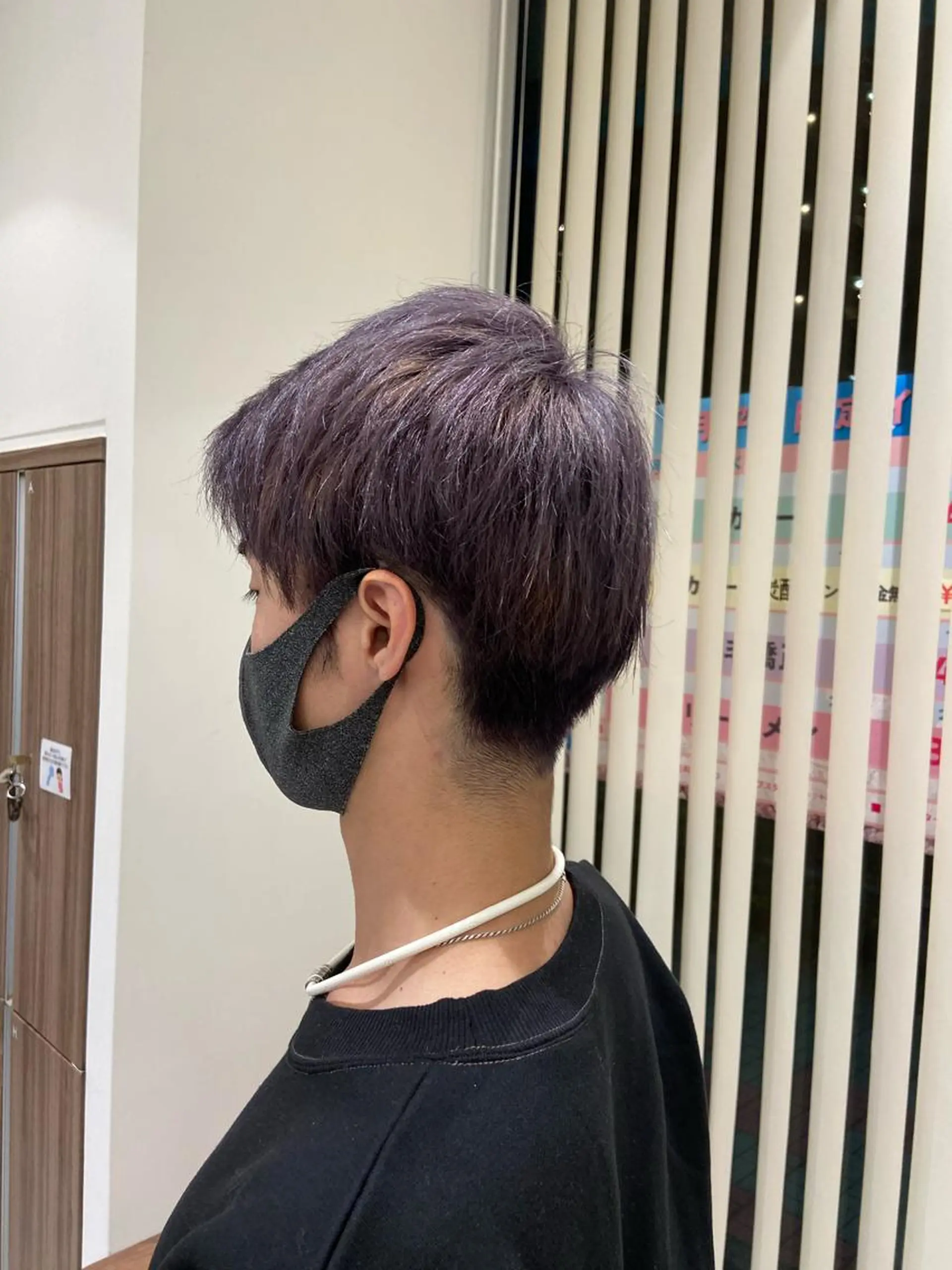 ショート カラー メンズ メンズブリーチ ブリーチ カット ヘアカラー トリートメント 髪質改善縮毛矯正 💖店長 伊藤大輝のヘアスタイル