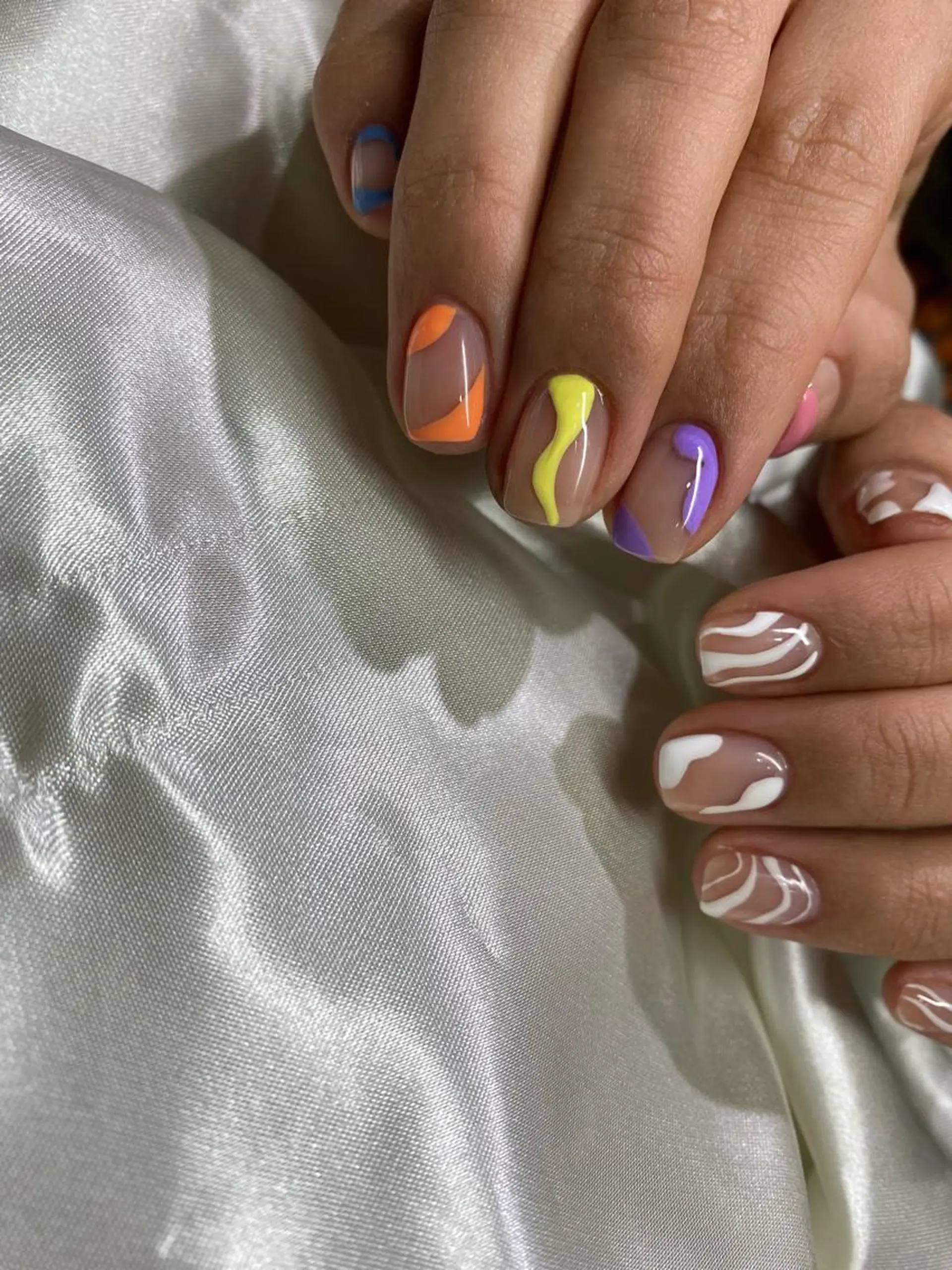 ネイル 持ち込み ニュアンスネイル ハンドネイル ハンドケア Charme. NOBUKOのネイルデザイン
