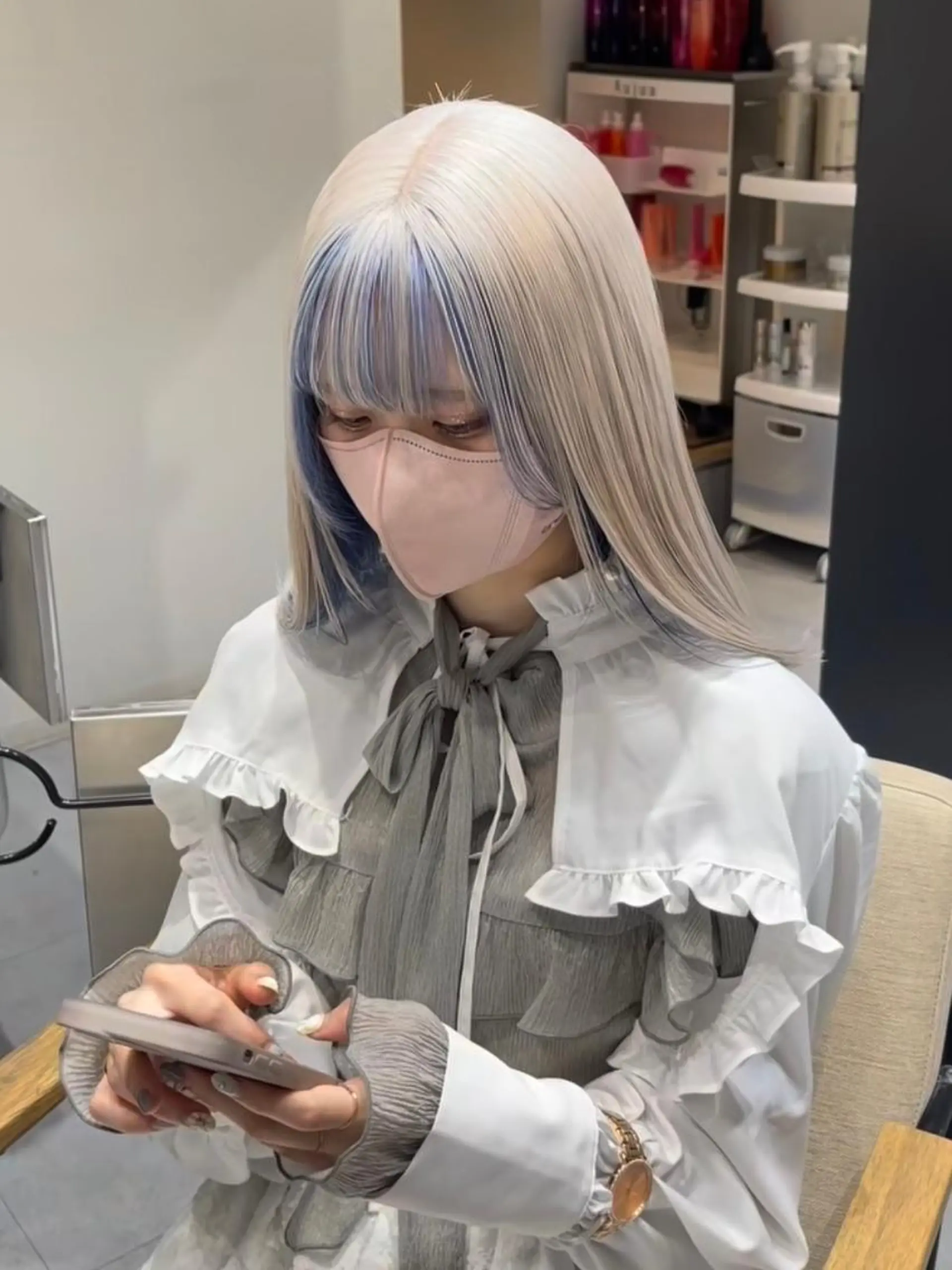セミロング カラー ショートボブ セミロングパーマ バレイヤージュ ブリーチ ケアブリーチ Eirデザイナーズ サロン茶屋町tomoのヘアスタイル