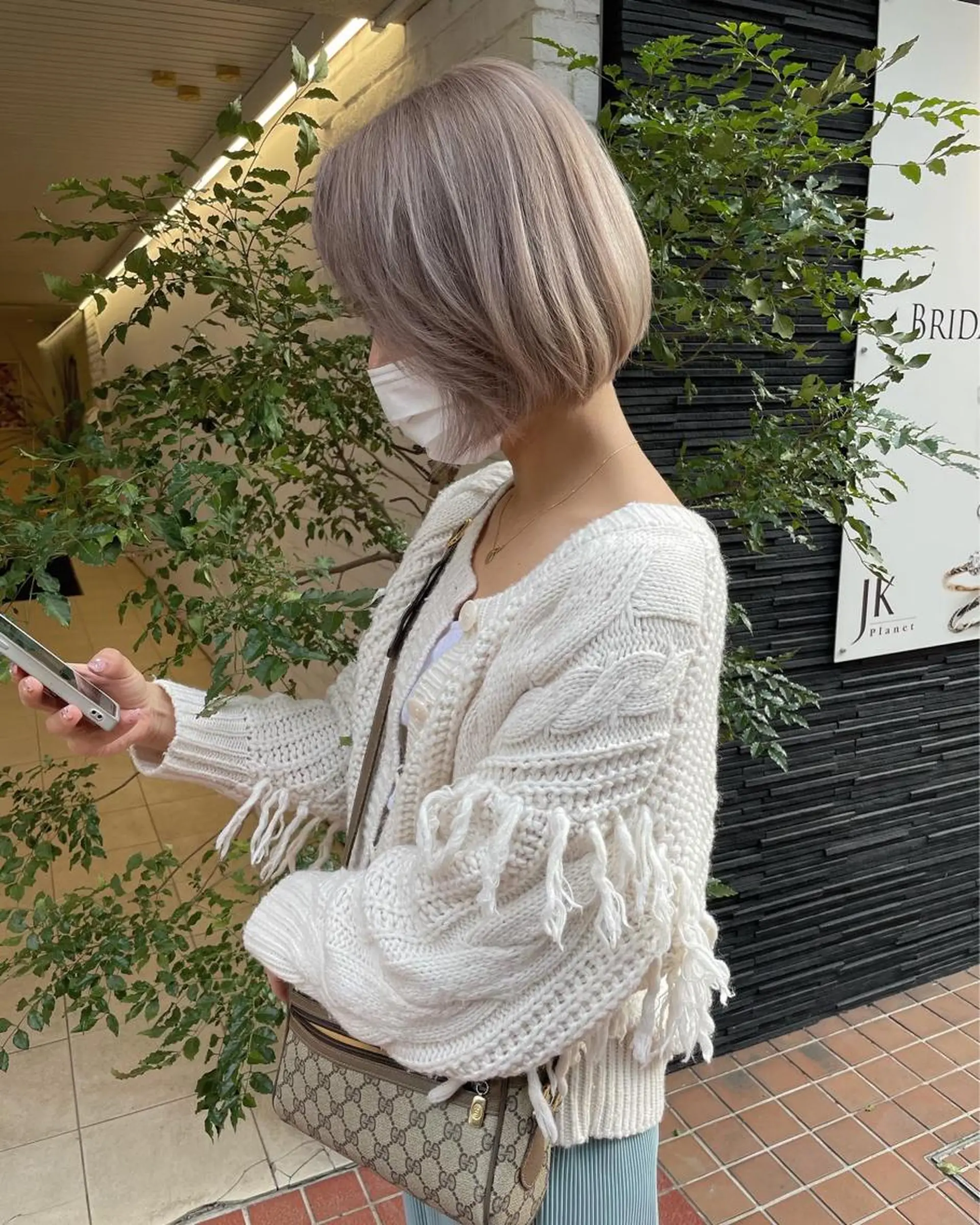 ショート カラー ViVIE所属・VIVIE天神 ブリーチのヘアスタイル