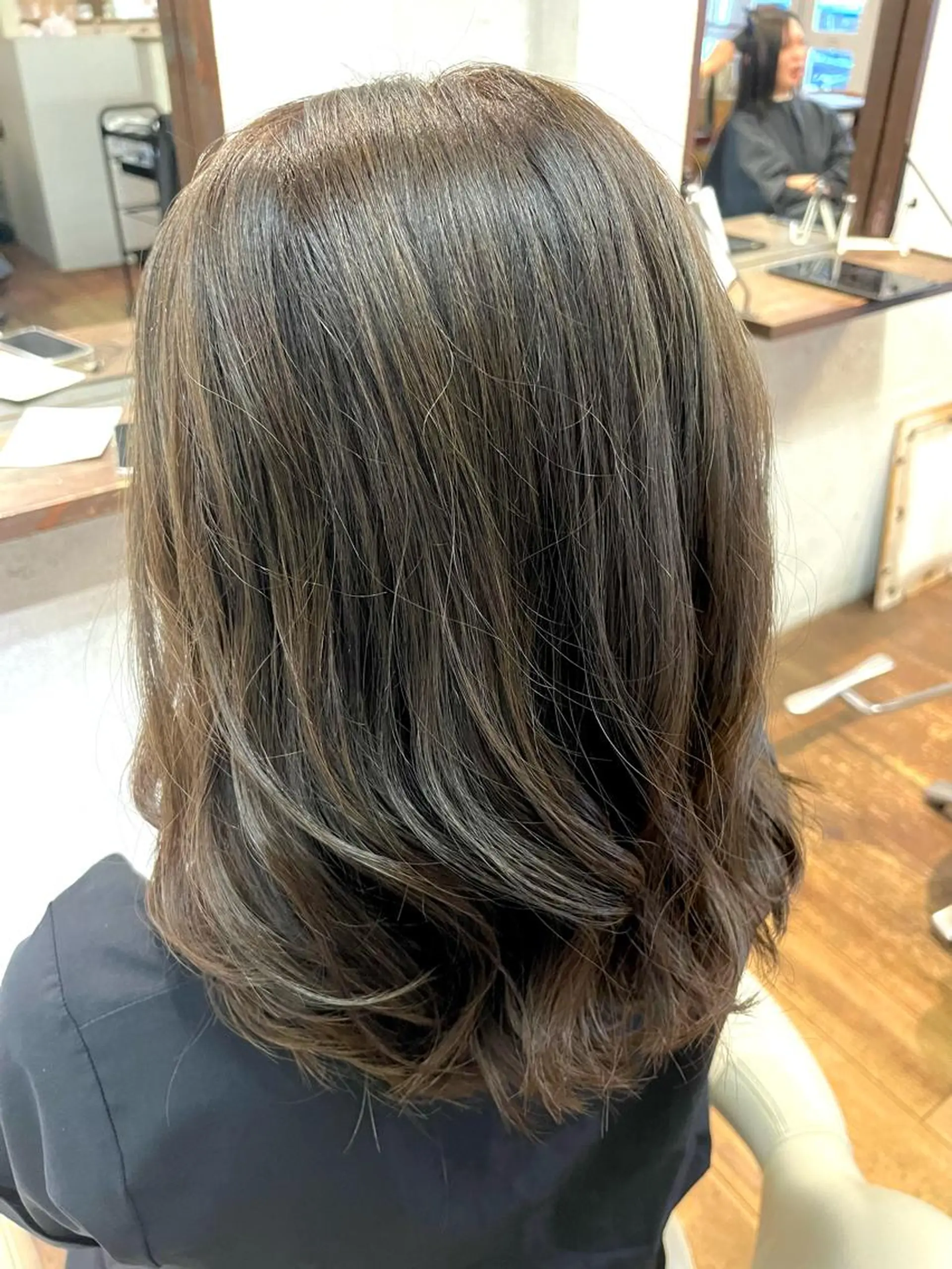 ミディアム 中宗 哲平のヘアスタイル