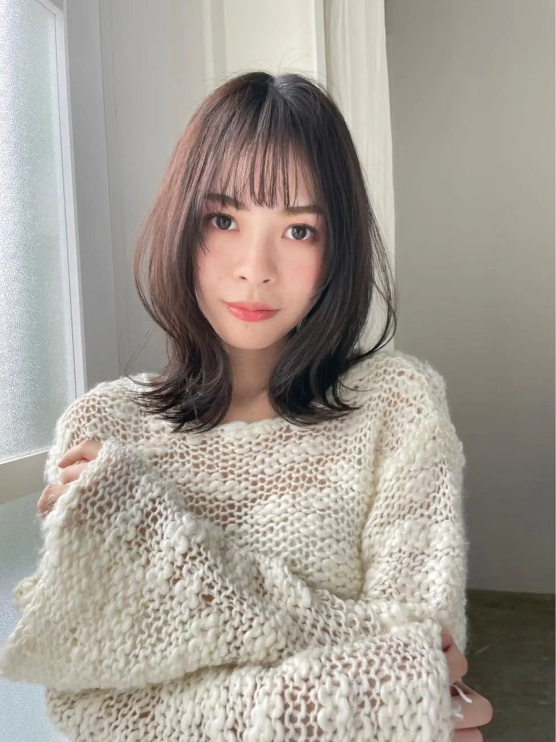 ミディアム レイヤーカット カット ヘアカラー パーマ 縮毛矯正 トリートメント レイヤーカット 早崎太生のヘアスタイル