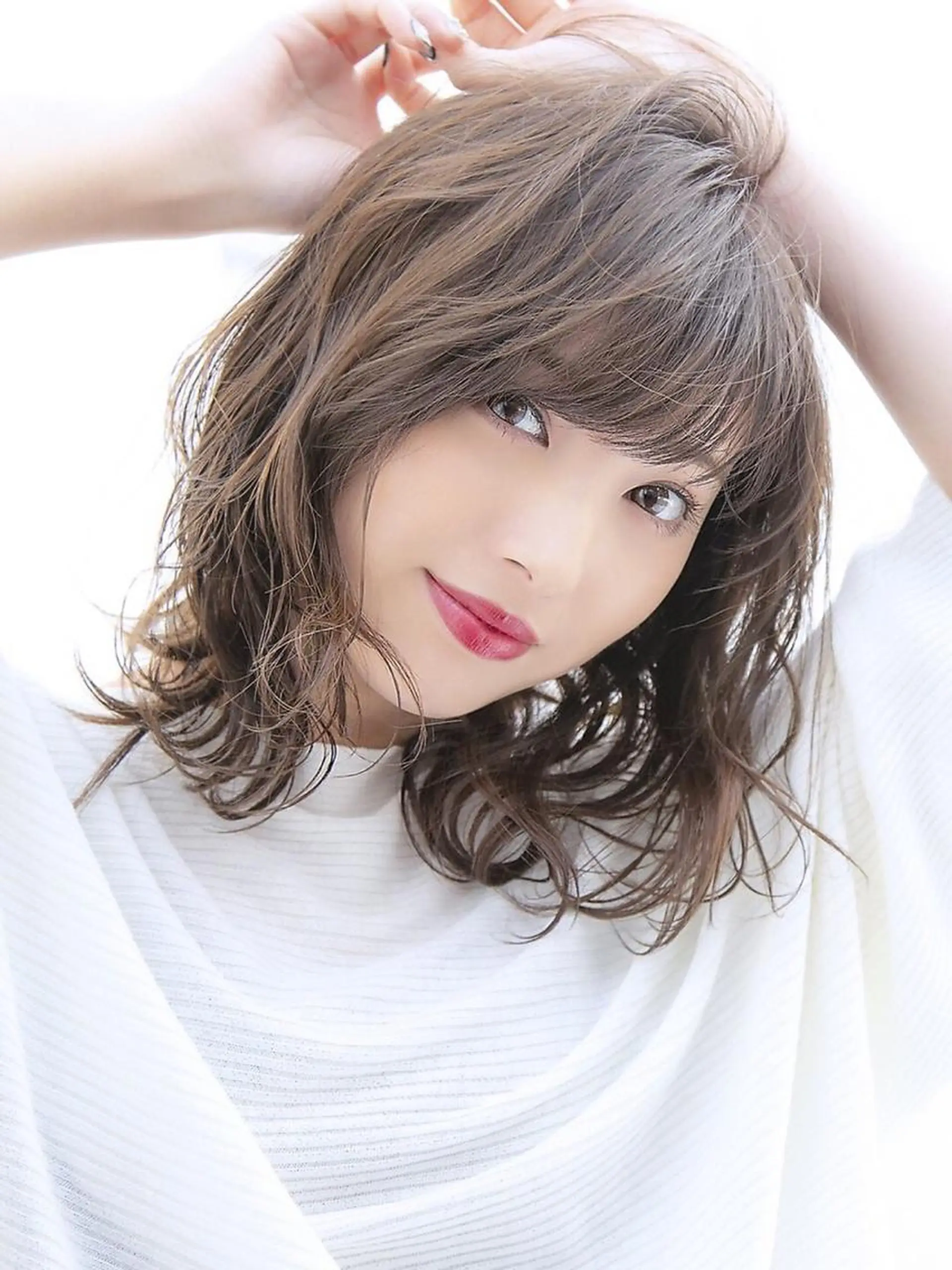 ミディアム カラー パーマ ミディアムパーマ レイヤーカット ヘアカラー トリートメント ❣️韓国レイヤー ❣️渡部晃輝のヘアスタイル