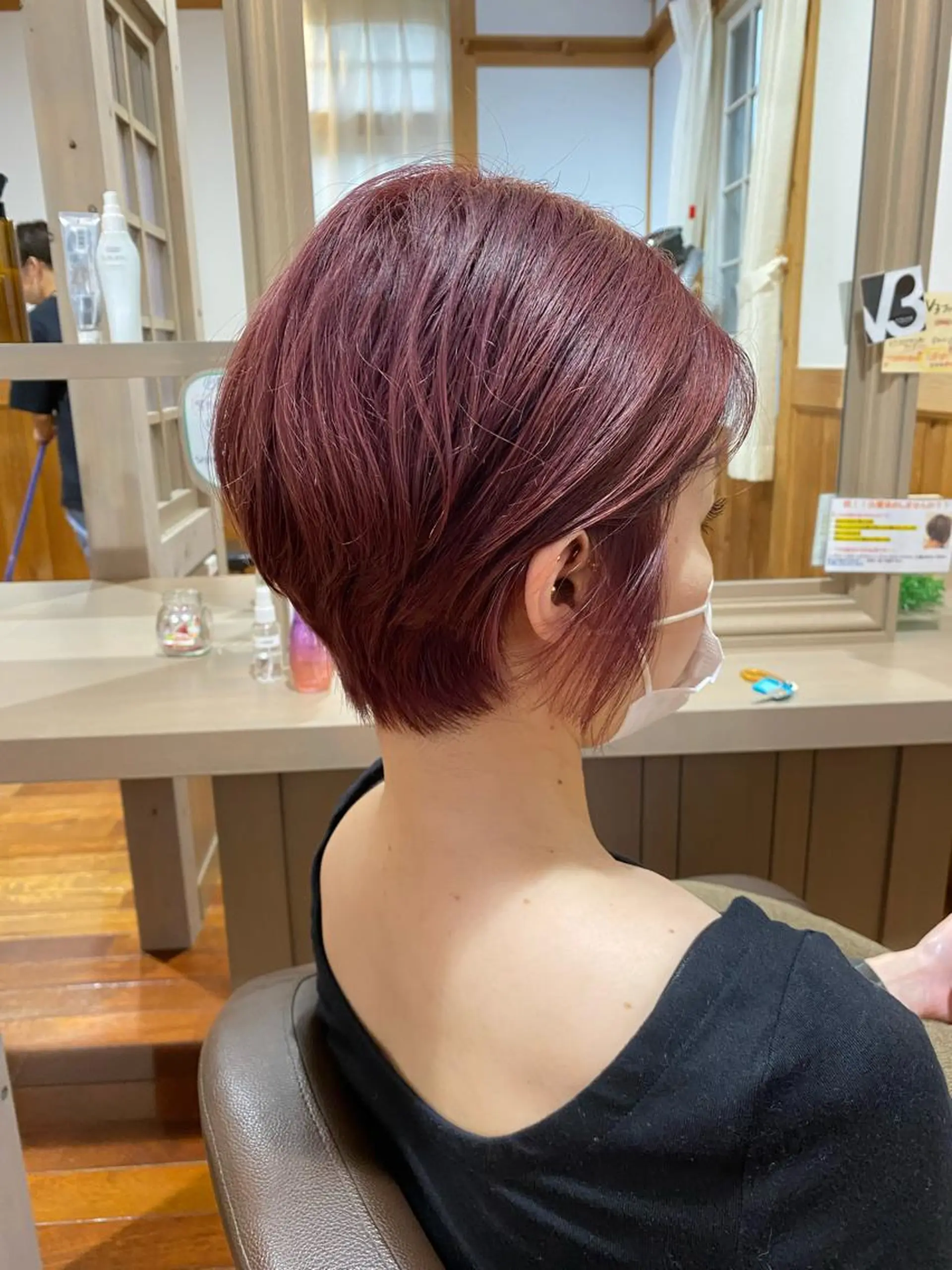ショート カラー カシス ピンクカラー ショートヘア ANY mikuのヘアスタイル