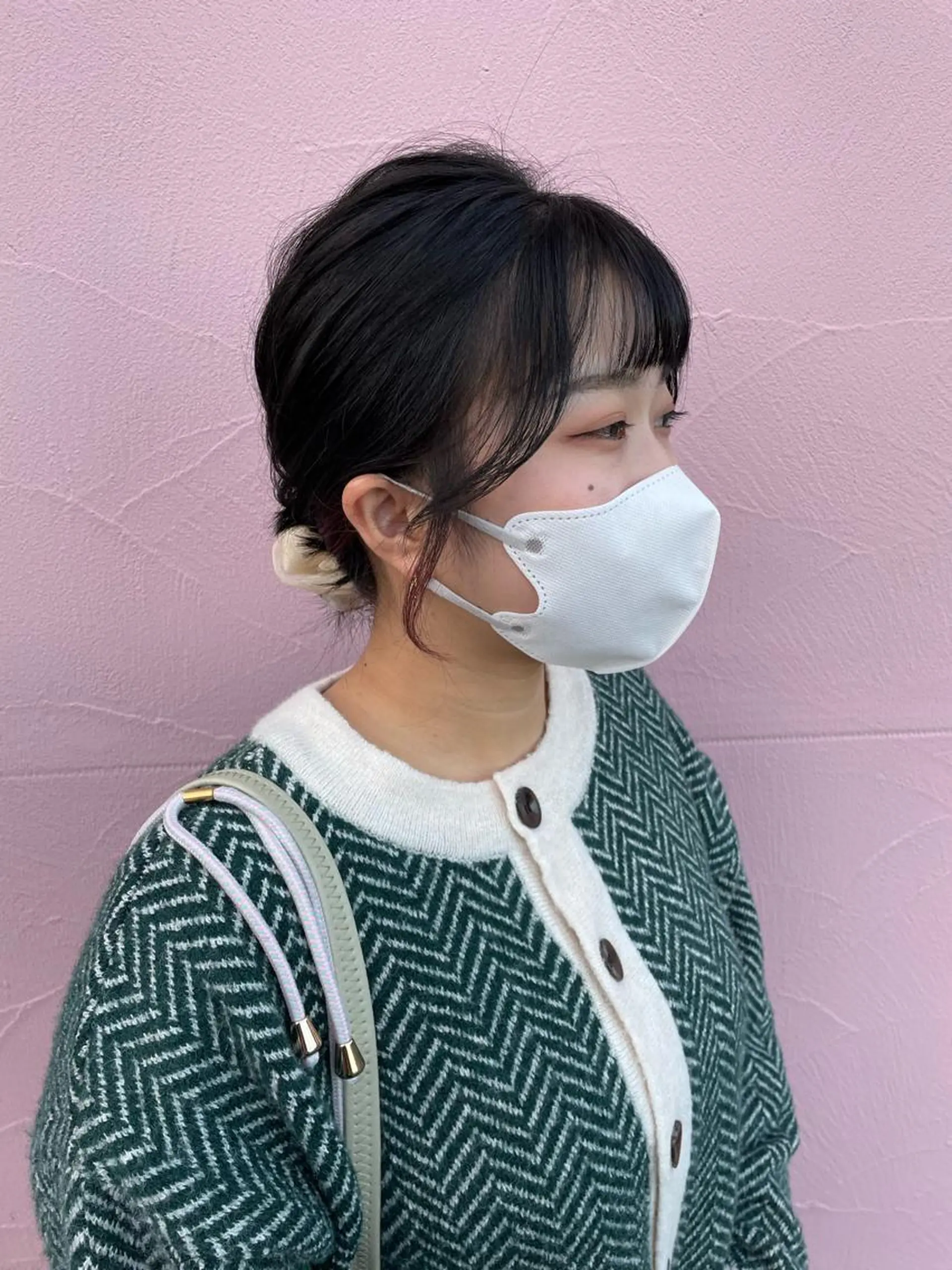 ミディアム カット ひなた 艶カラー/渋谷のヘアスタイル