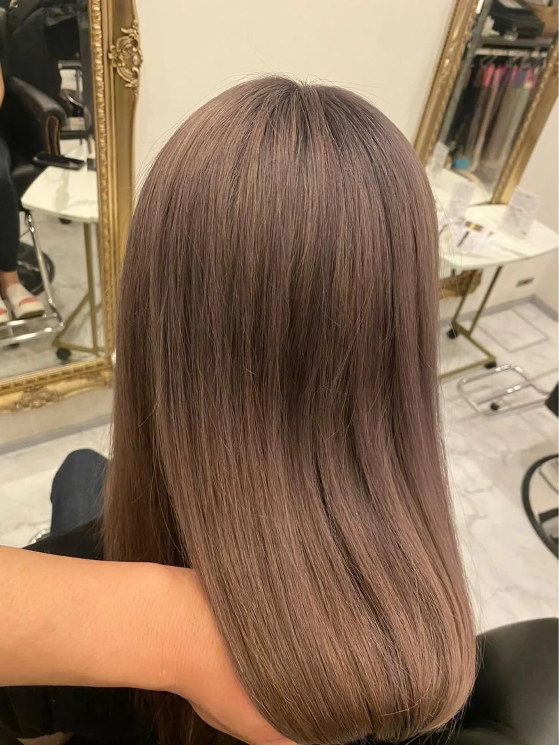 ロング カラー カット ヘアカラー トリートメント 🍀Moda by Grande🍀のヘアスタイル